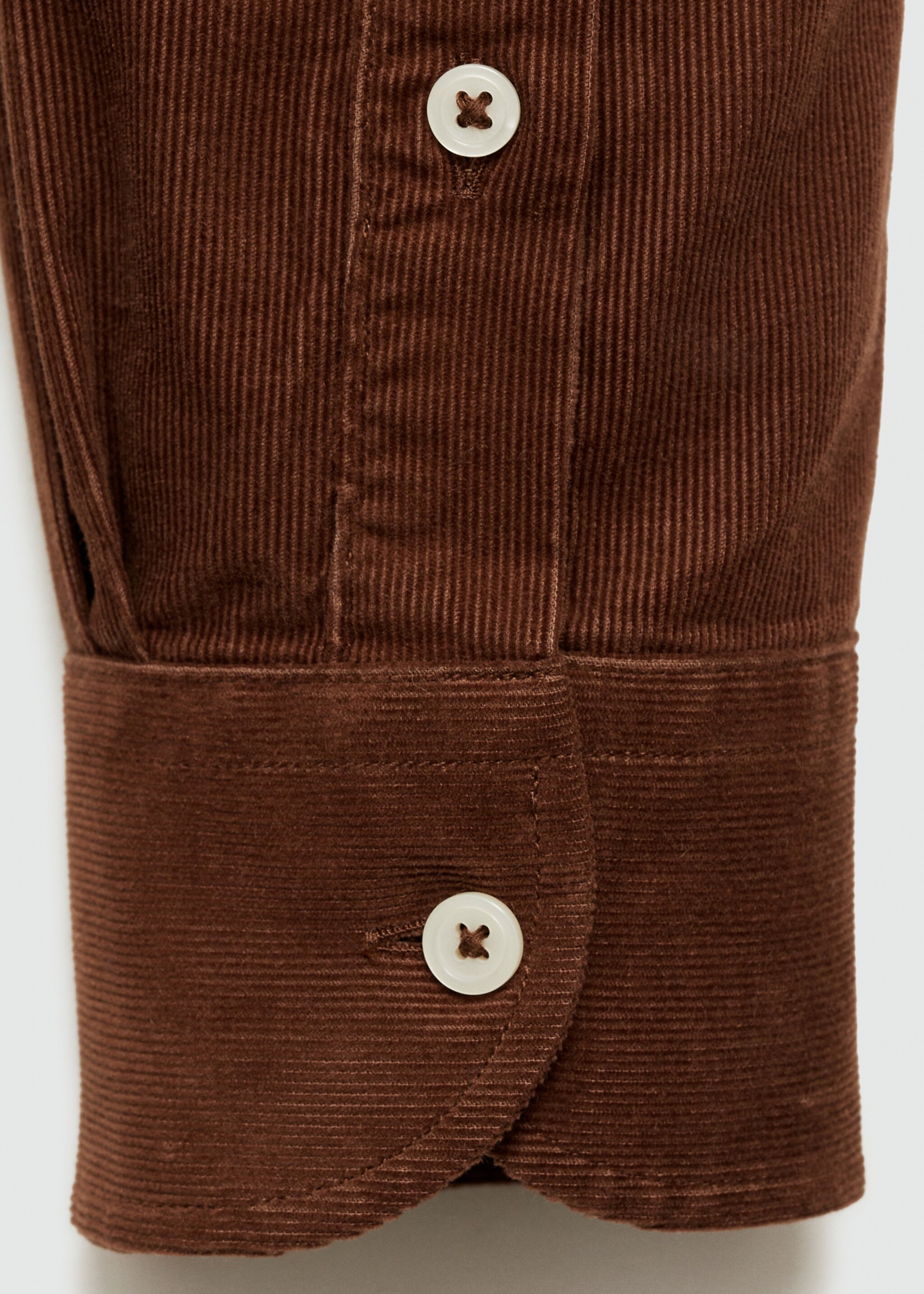 Classic fit košulja od mikro samta - Detalji artikla 0, Smeđa. Ref: 77067924-00.
