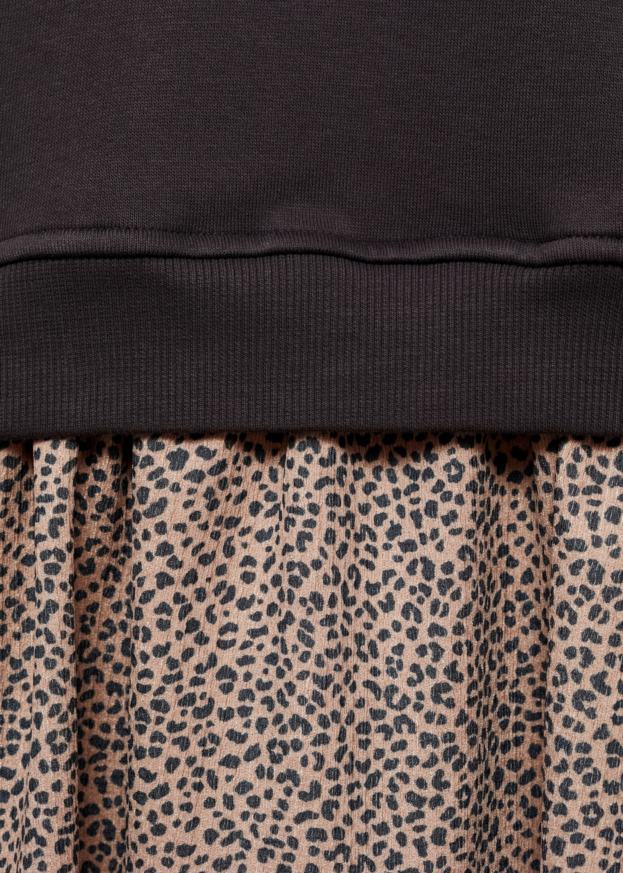 Vestido sudadera animal print - Detalle del artículo 0, Gris antracita. Ref: 77067933-00.