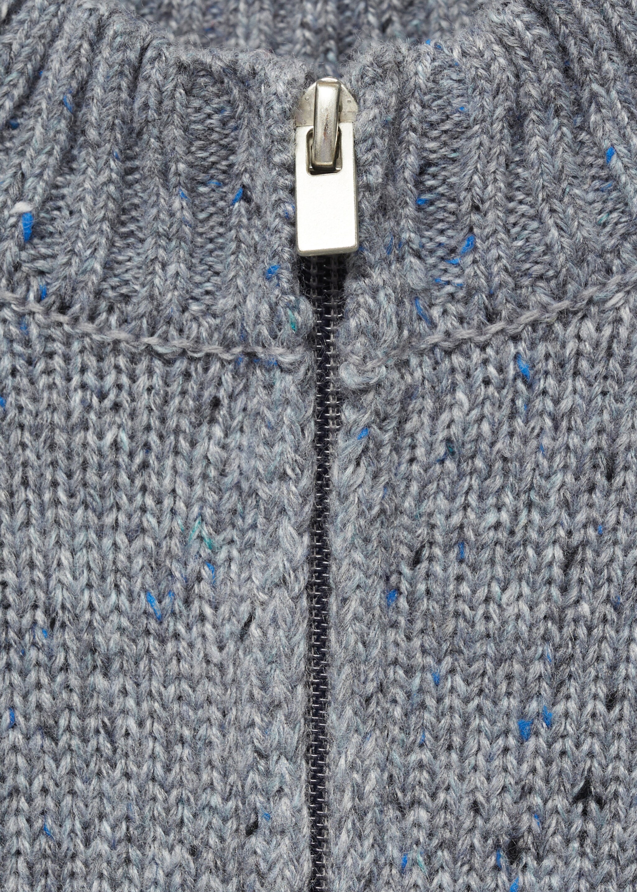 Zipped knit cardigan - Details of the article 8, Medium Heather Grey. Ref: 77067935-00.