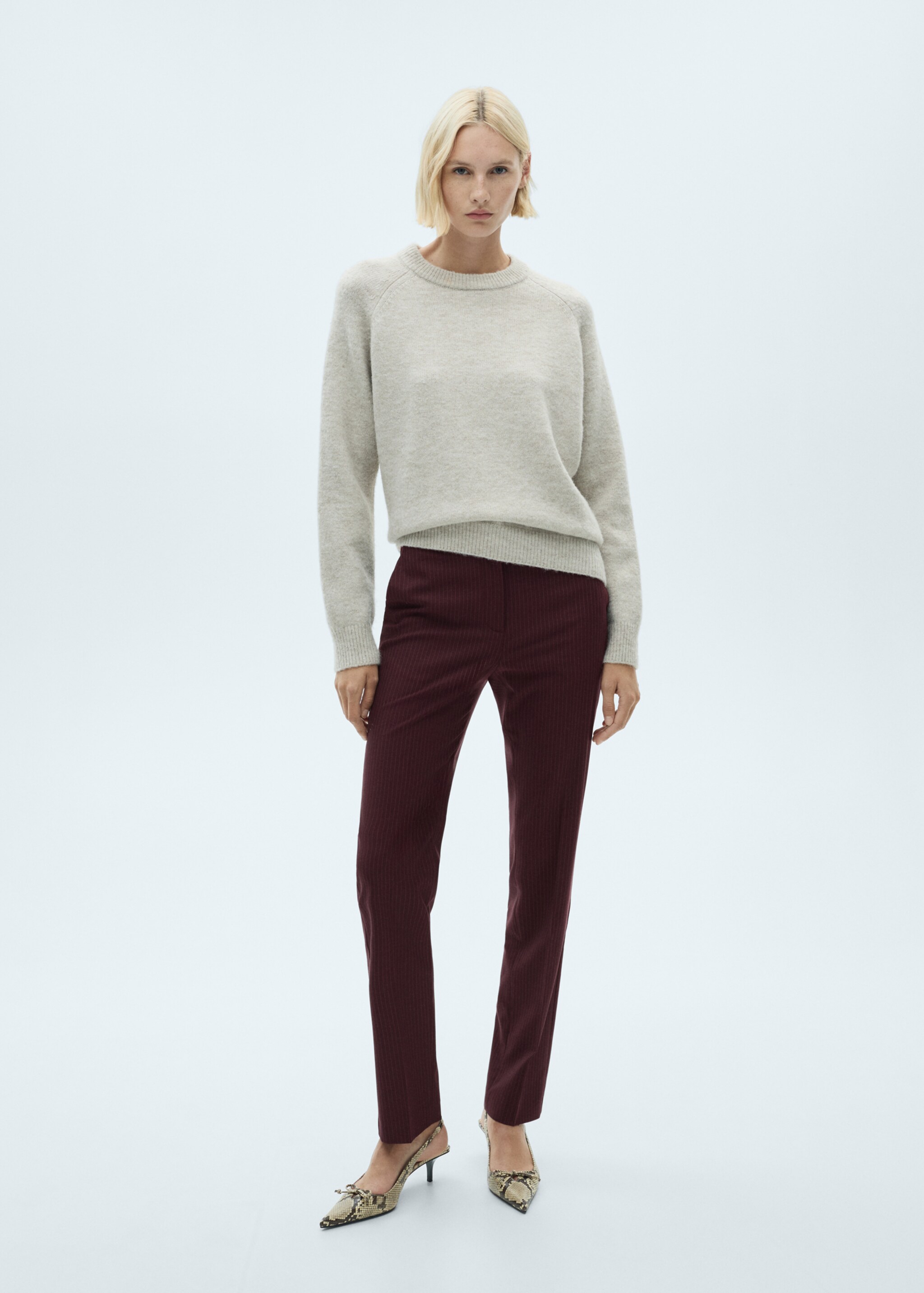 Pinstripe suit trousers - Details of the article 2, Maroon. Ref: 77068283-00.