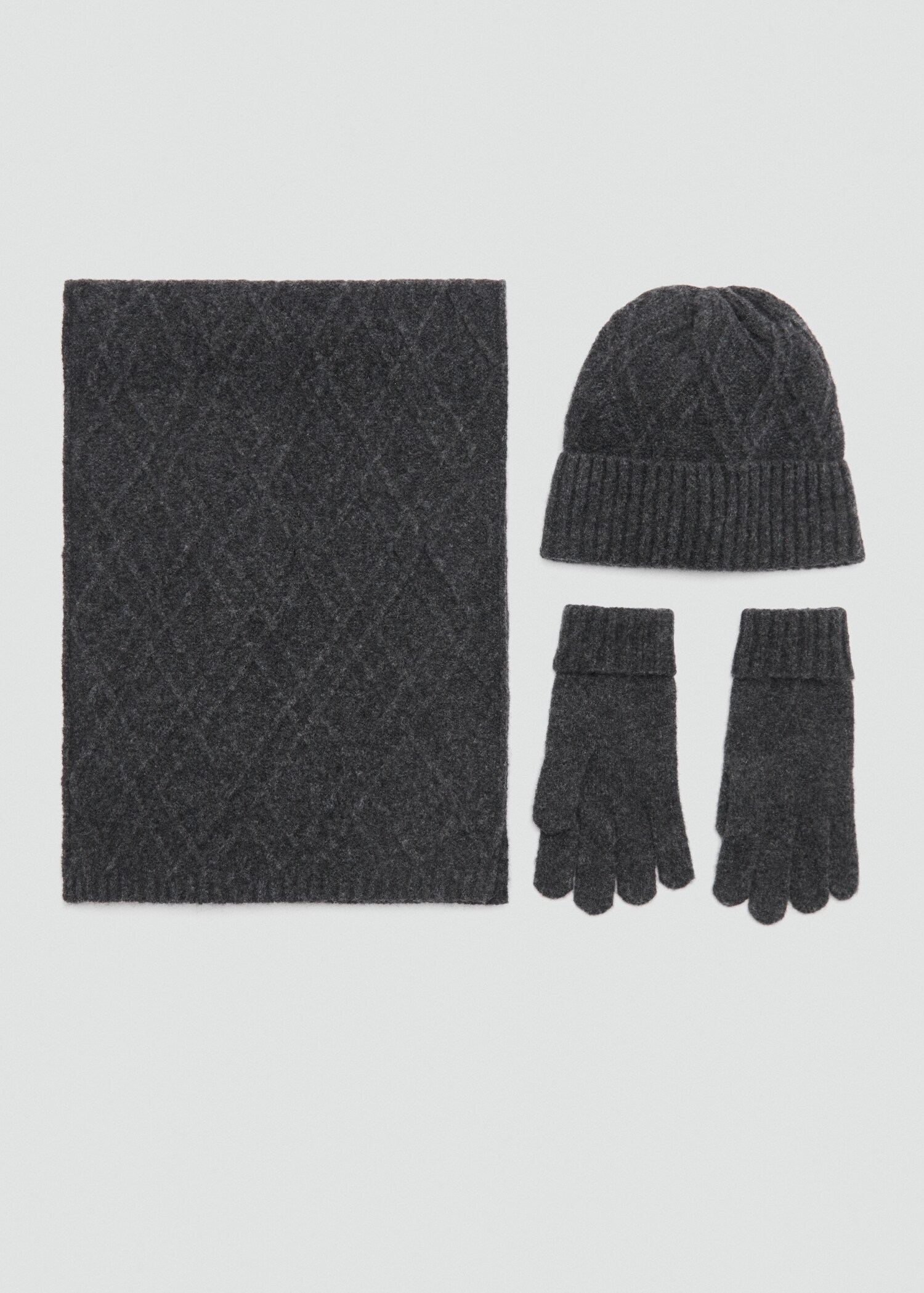 Wool braided scarf - Details of the article 1