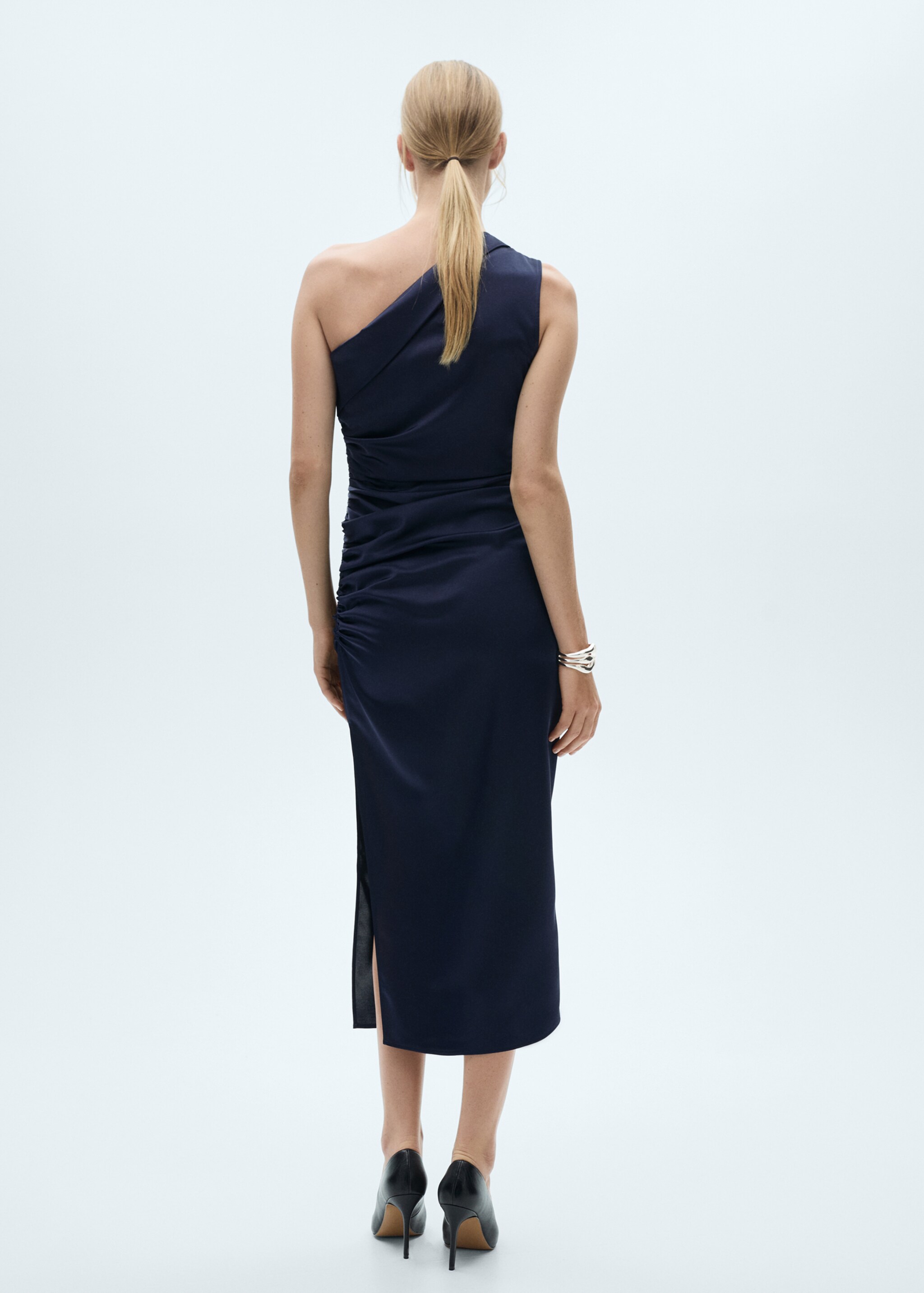 Asymmetrical pleated dress - Reverse of the article, Night Blue. Ref: 77069055-00.