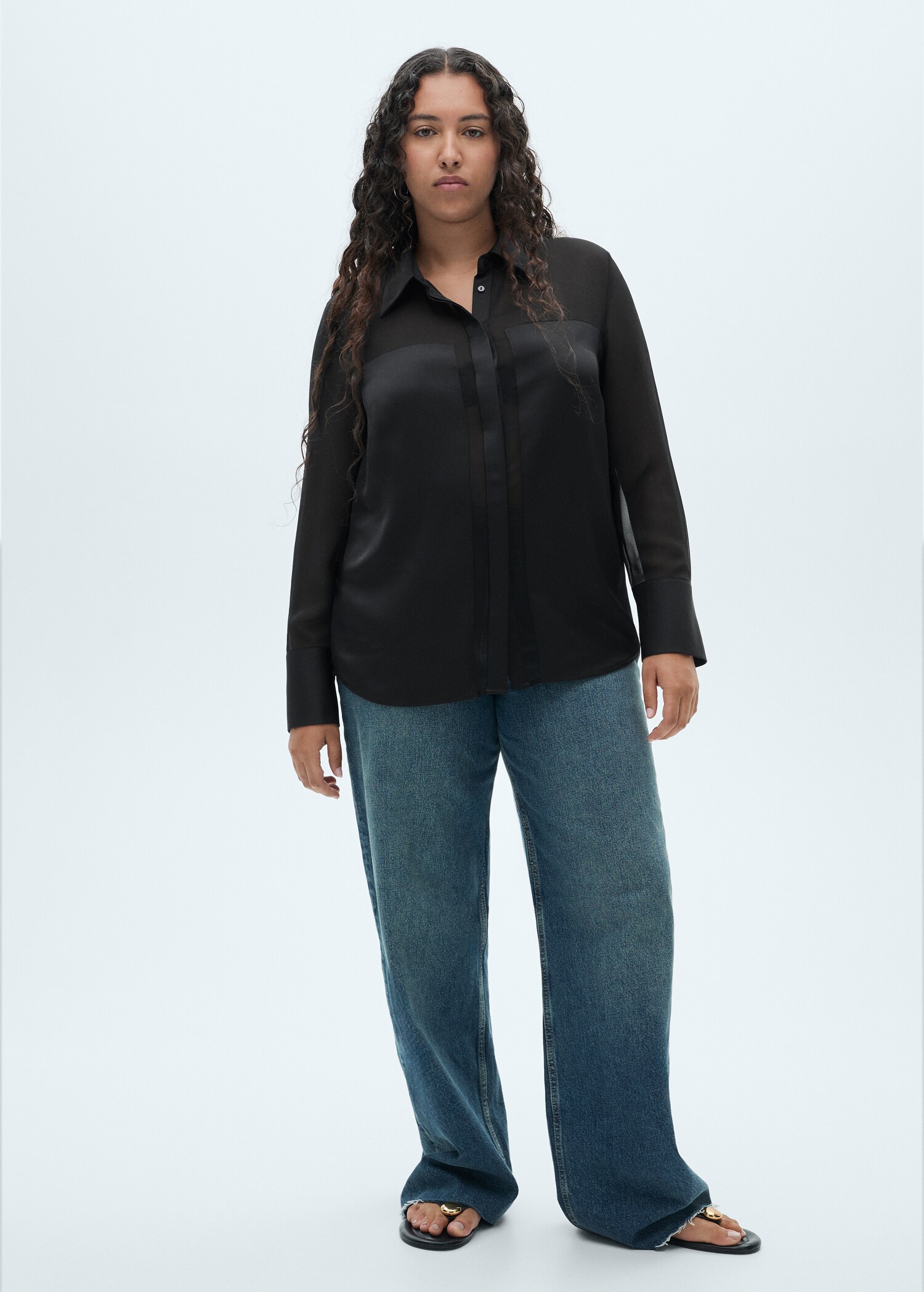 Camisa de chiffon com painéis acetinados - Pormenor do artigo 3