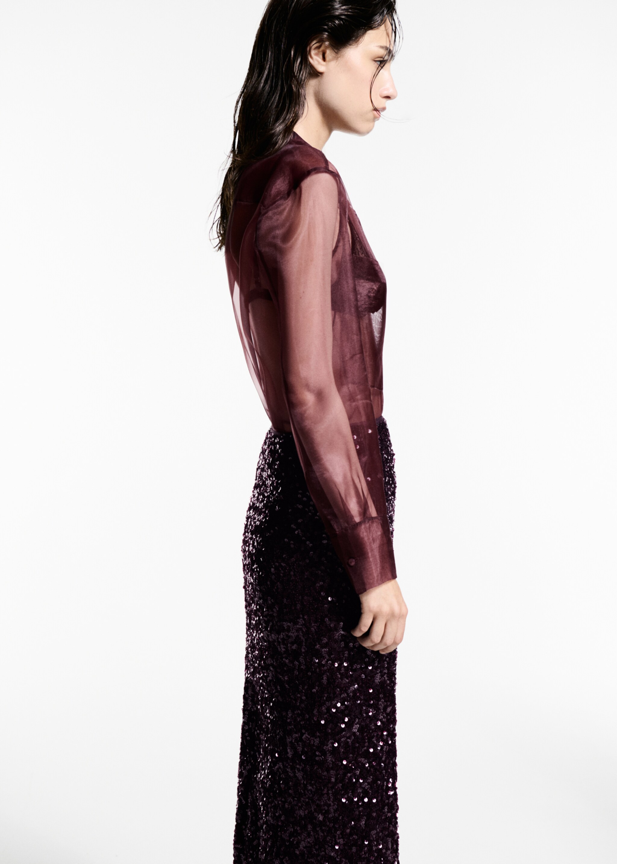 Sequin midi skirt - Details of the article 1, Burgundy. Ref: 77069060-00.