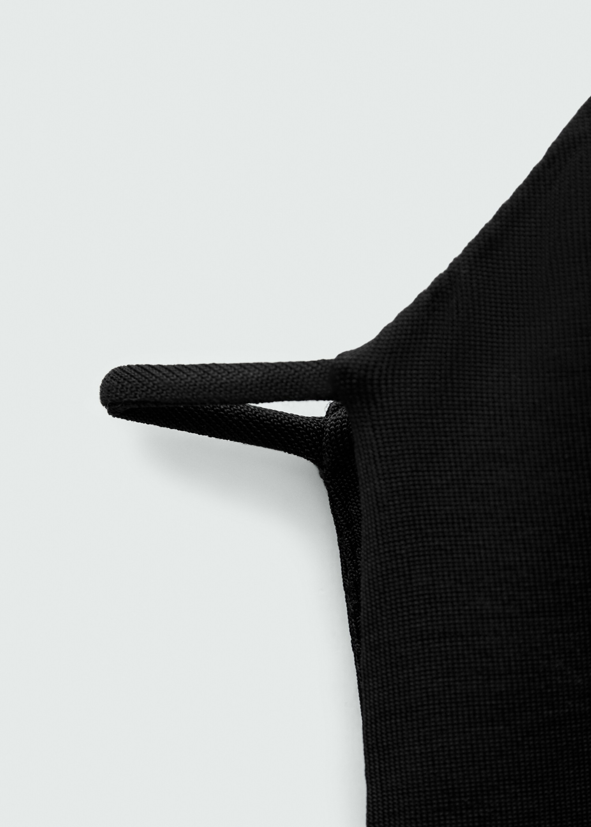 Short dress with side slits - Details of the article 8, Black. Ref: 77069071-00.