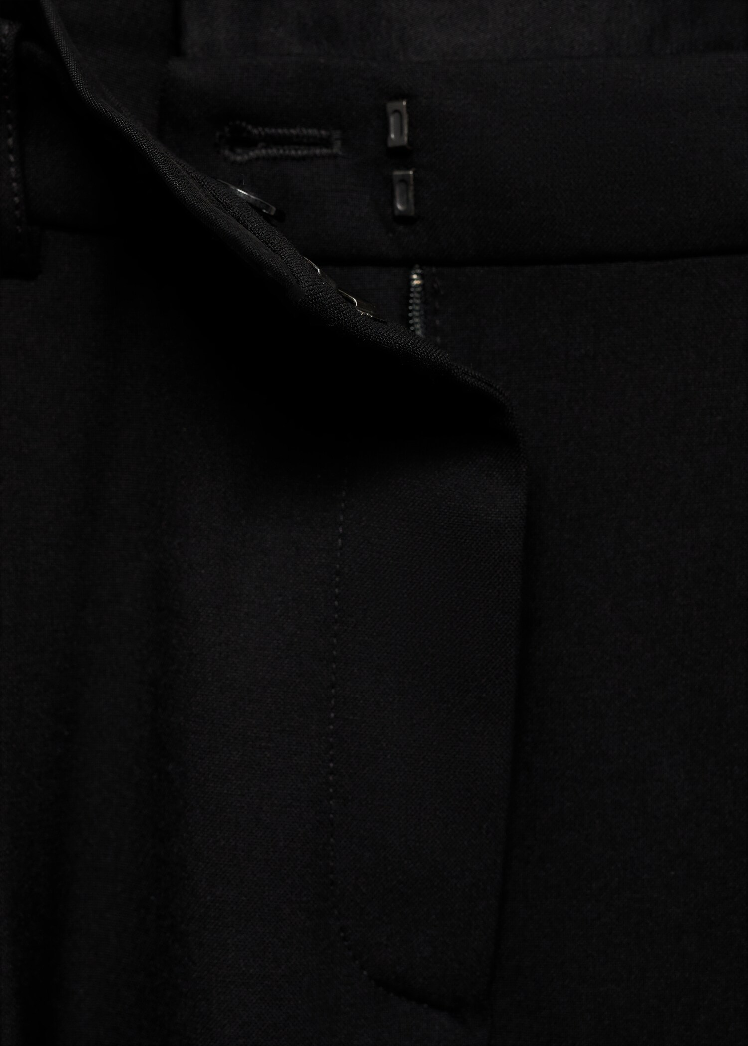 Straight-fit pleated trousers - Details of the article 8