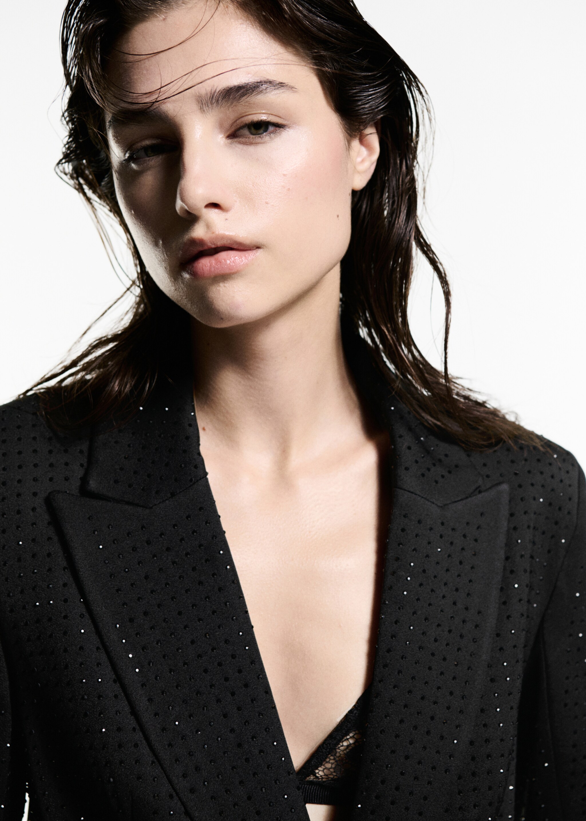 Suit jacket with rhinestones - Details of the article 1, Black. Ref: 77069234-00.