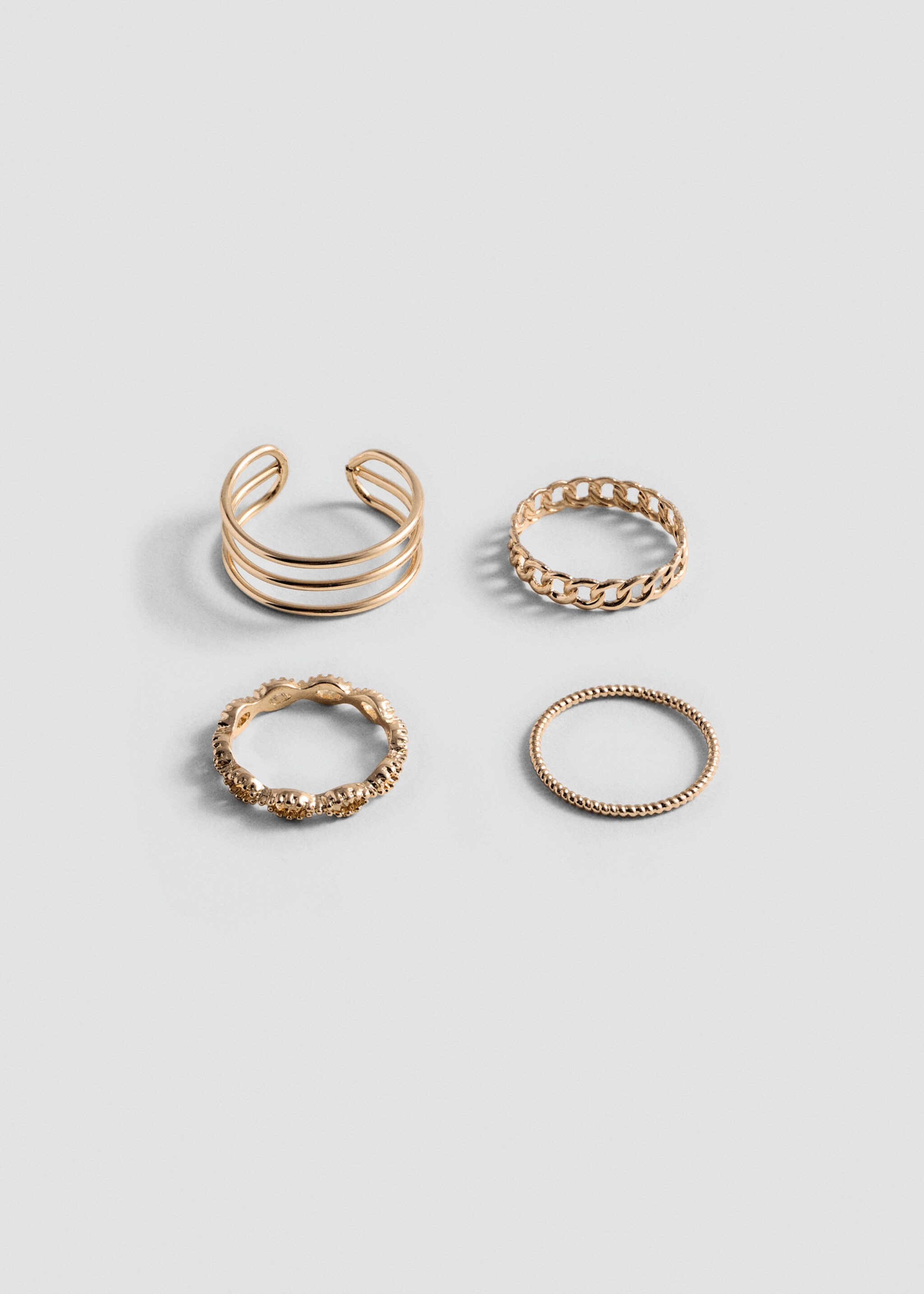Pack 4 anillos combinados - Artículo sin modelo, Oro. Ref: 77070323-00.