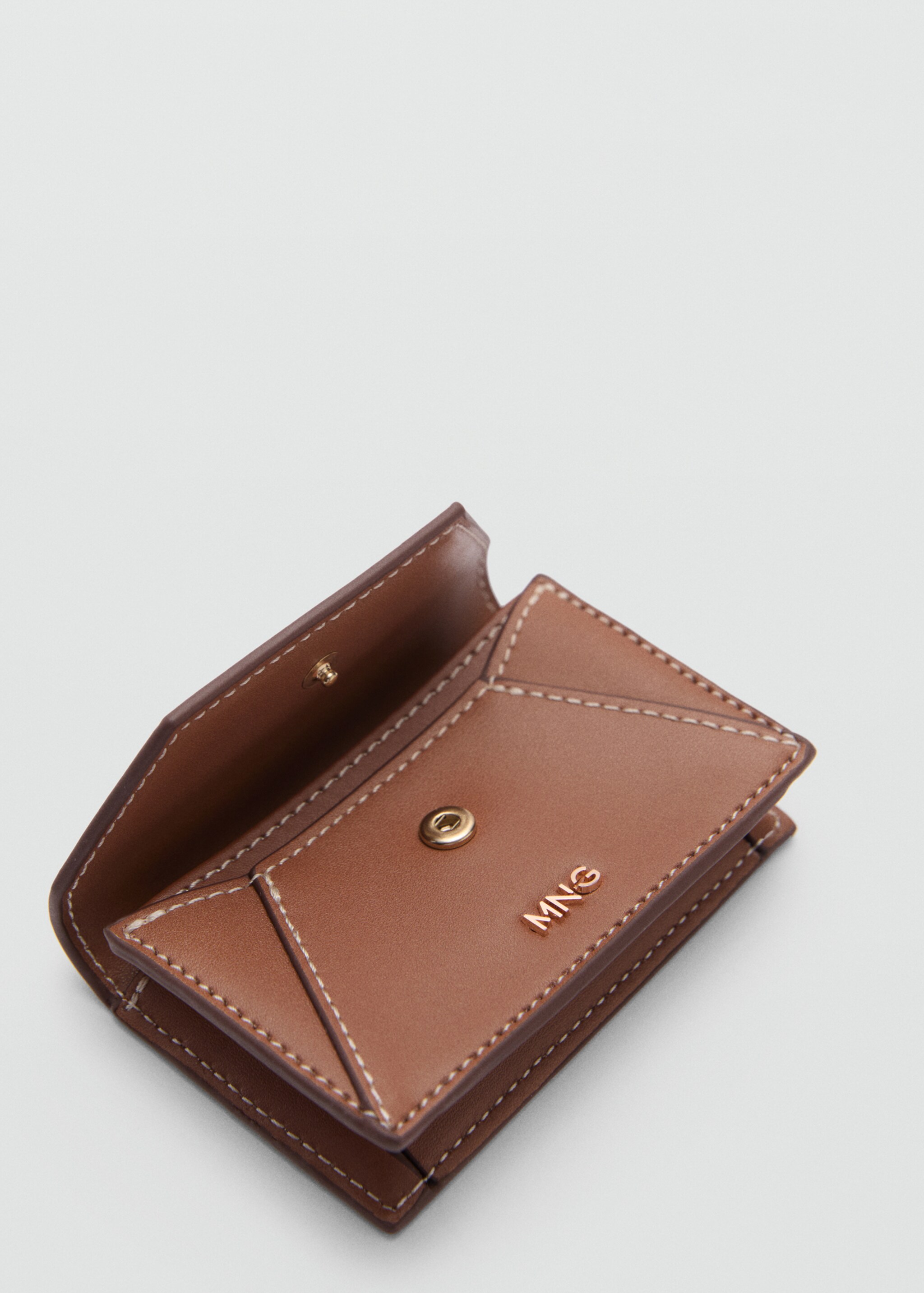 Coin purse with flap and decorative stitching - Details of the article 1
