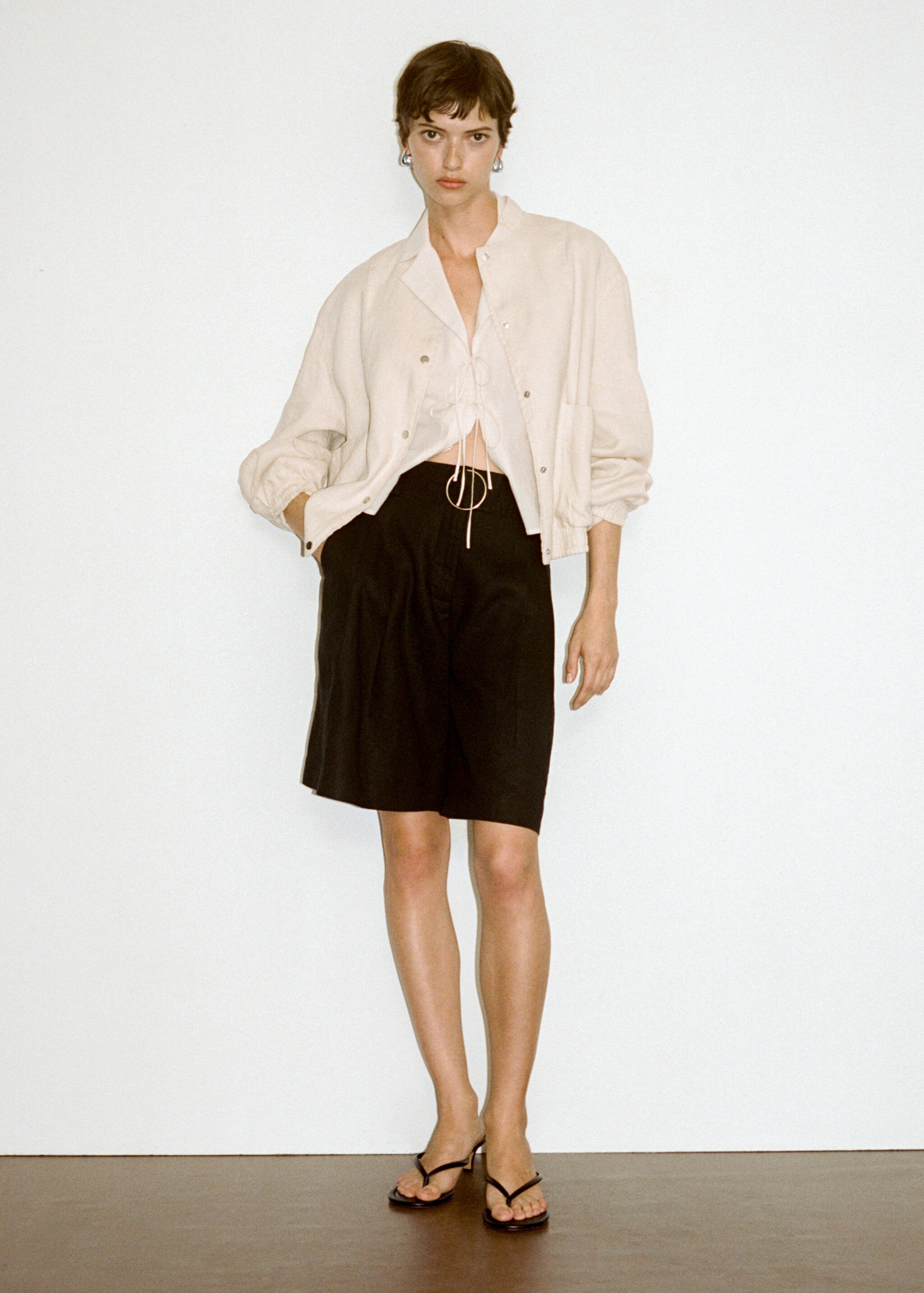 Belt linen-blend Bermuda shorts - Details of the article 6