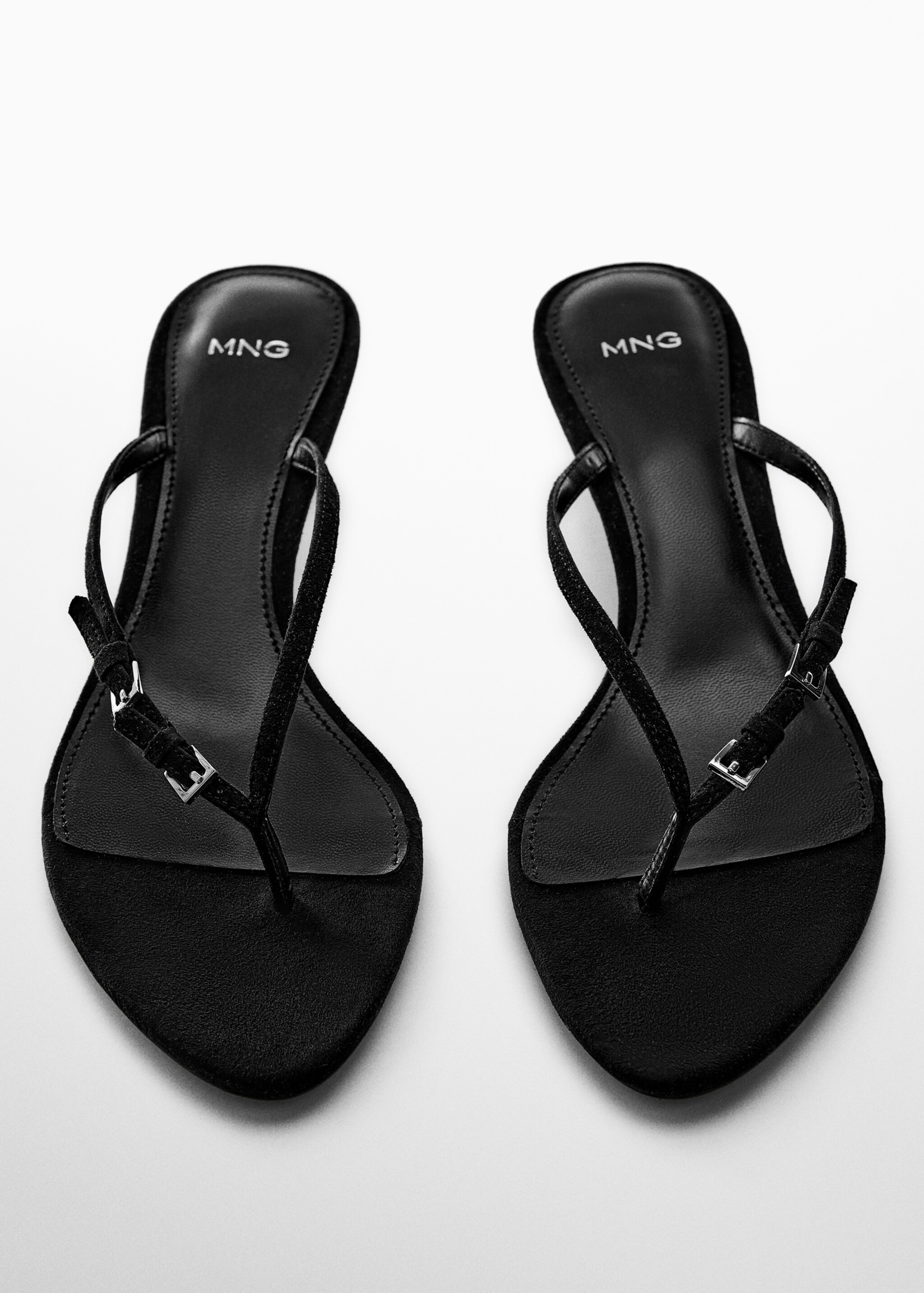 Heeled sandal with buckle detail - Details of the article 5