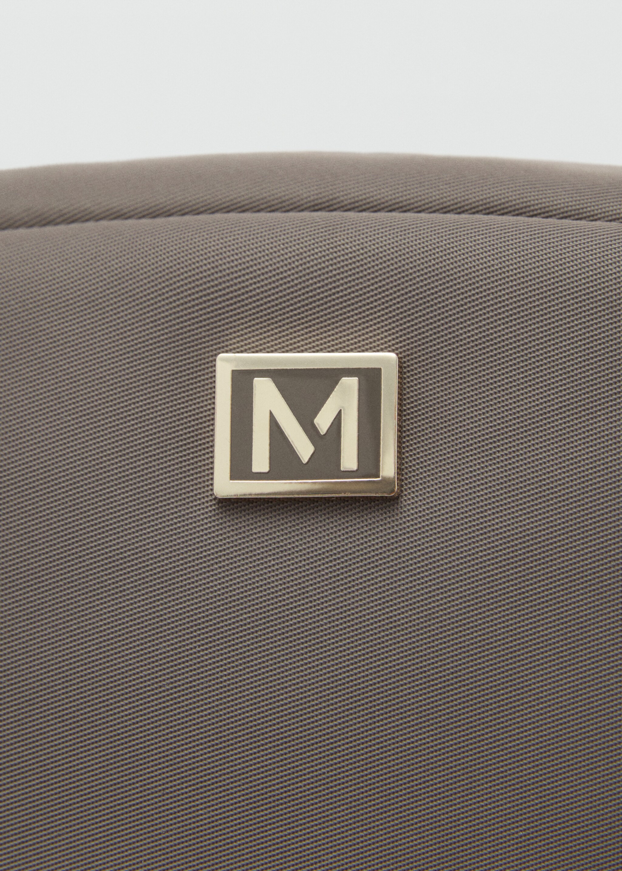 Zipped toiletry bag with logo - Details of the article 2, Dark Grey. Ref: 77070362-00.