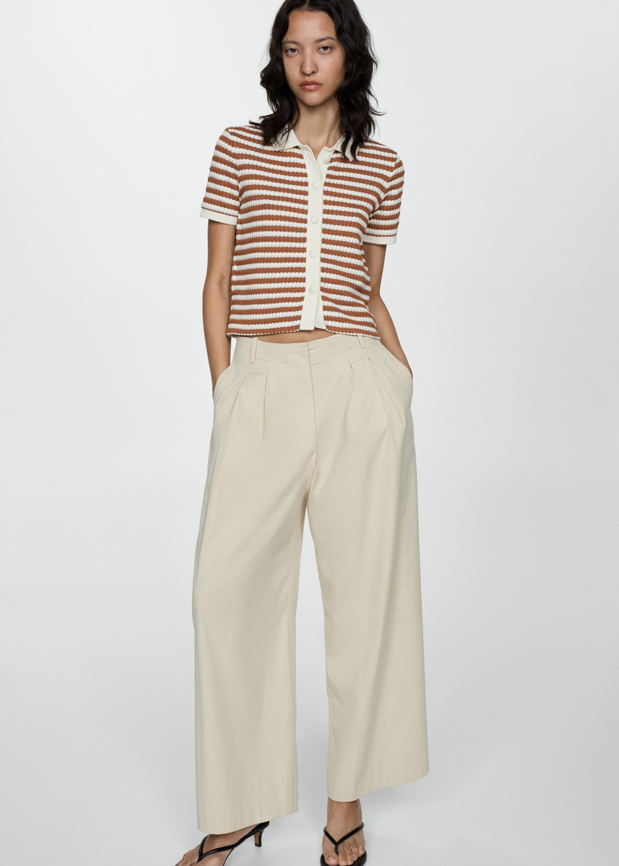 Combined knitted t-shirt - Details of the article 2, Caramel. Ref: 77070366-00.
