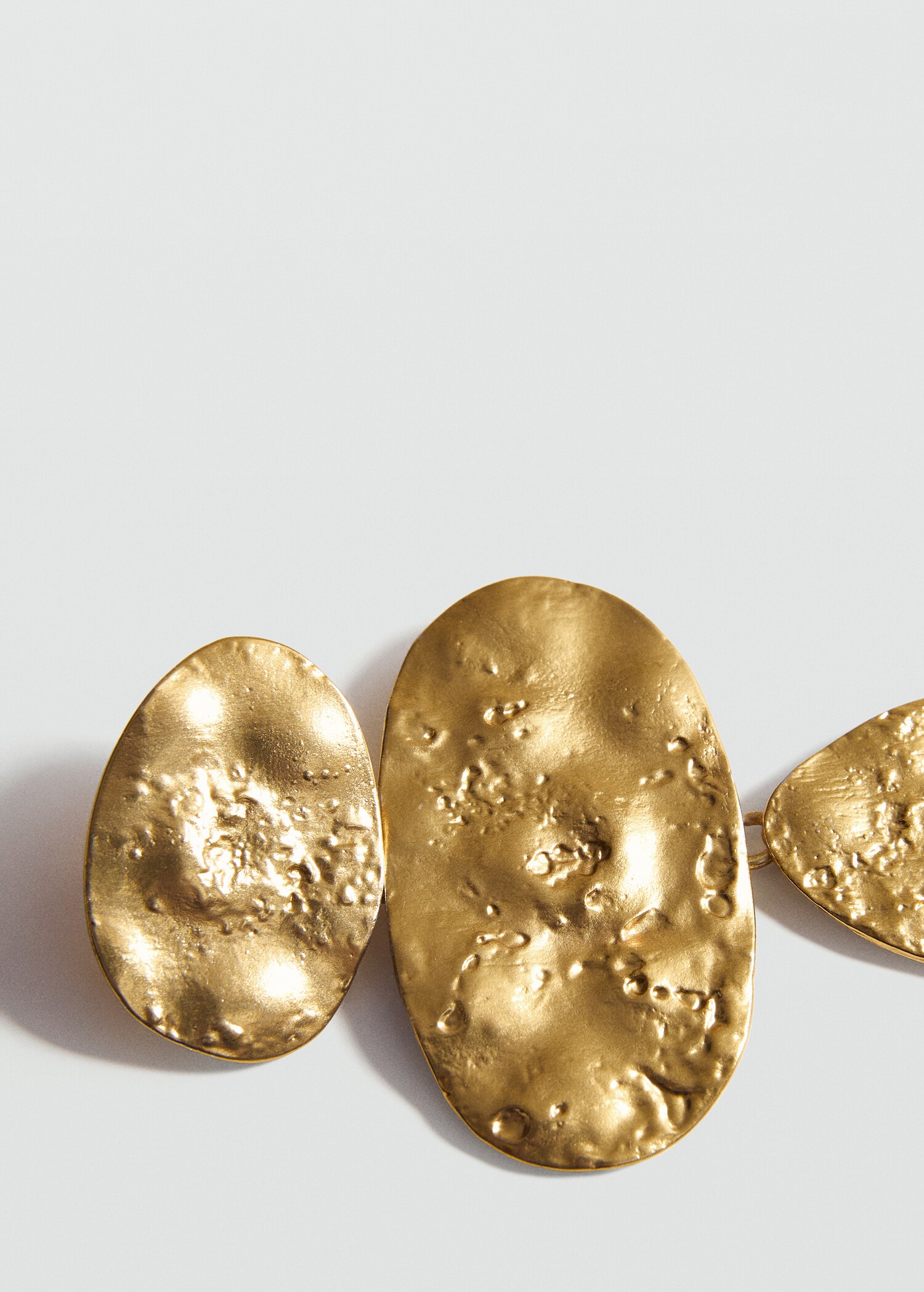 Long textured earrings - Details of the article 1