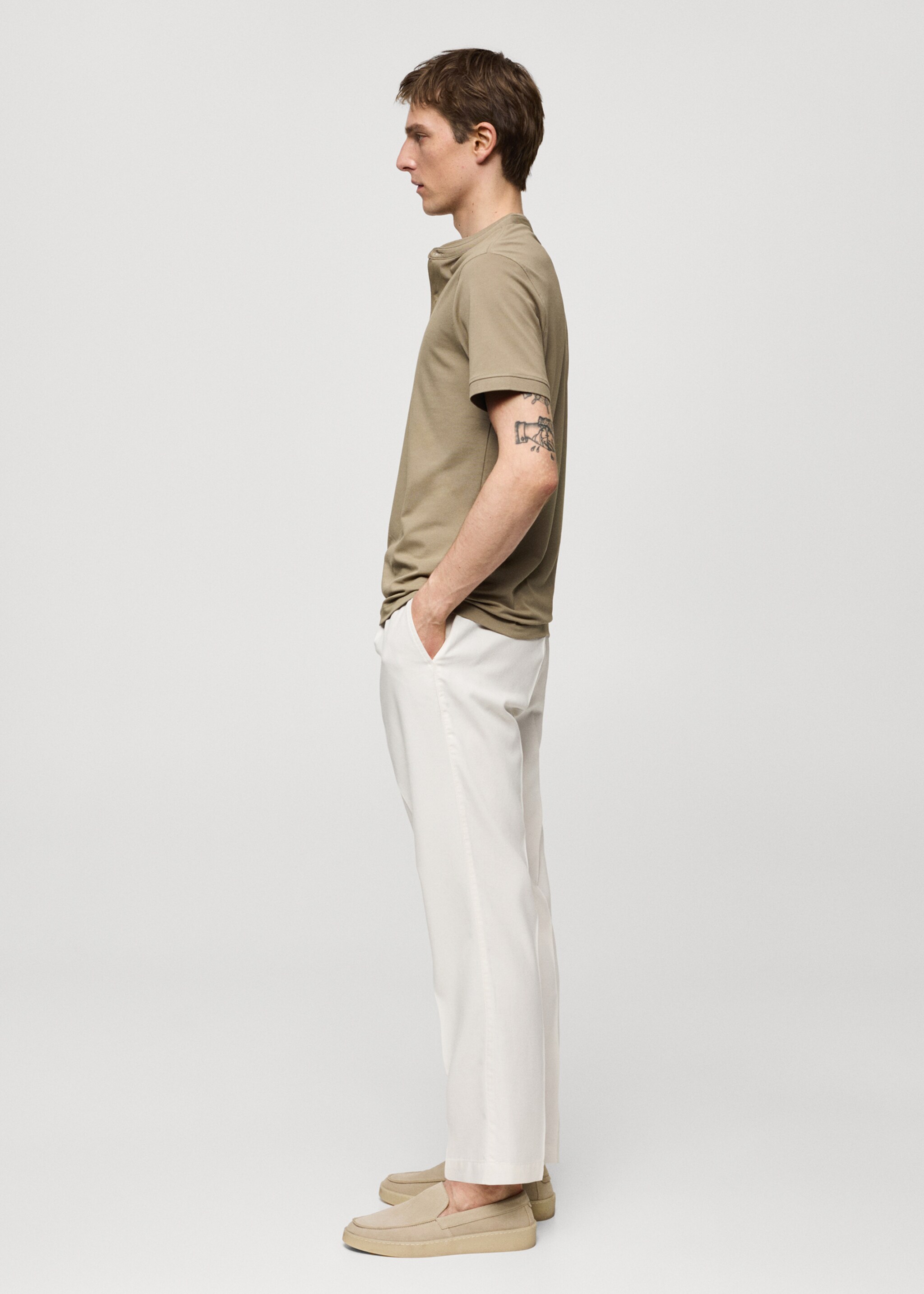 Cotton lyocell pleated trousers - Details of the article 2, Off White. Ref: 77070562-00.
