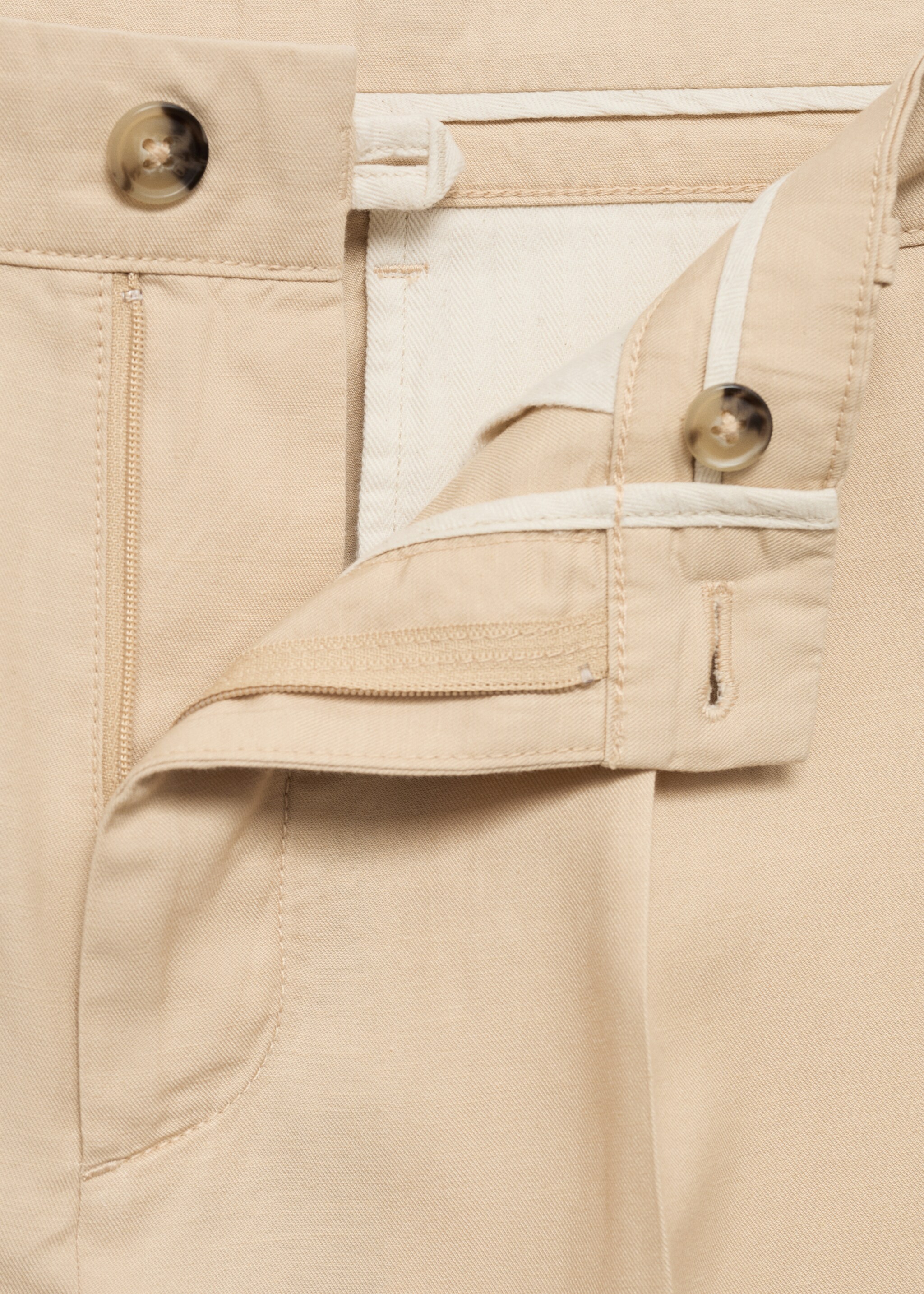Bundfaltenhose aus Lyocell mit Baumwolle - Detail des Artikels 8, Vanille. Ref: 77070562-00.