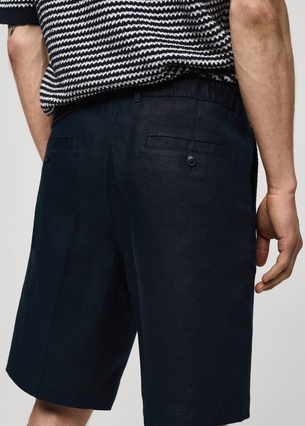 100% linen bermuda shorts with pleats - Men | MANGO OUTLET USA