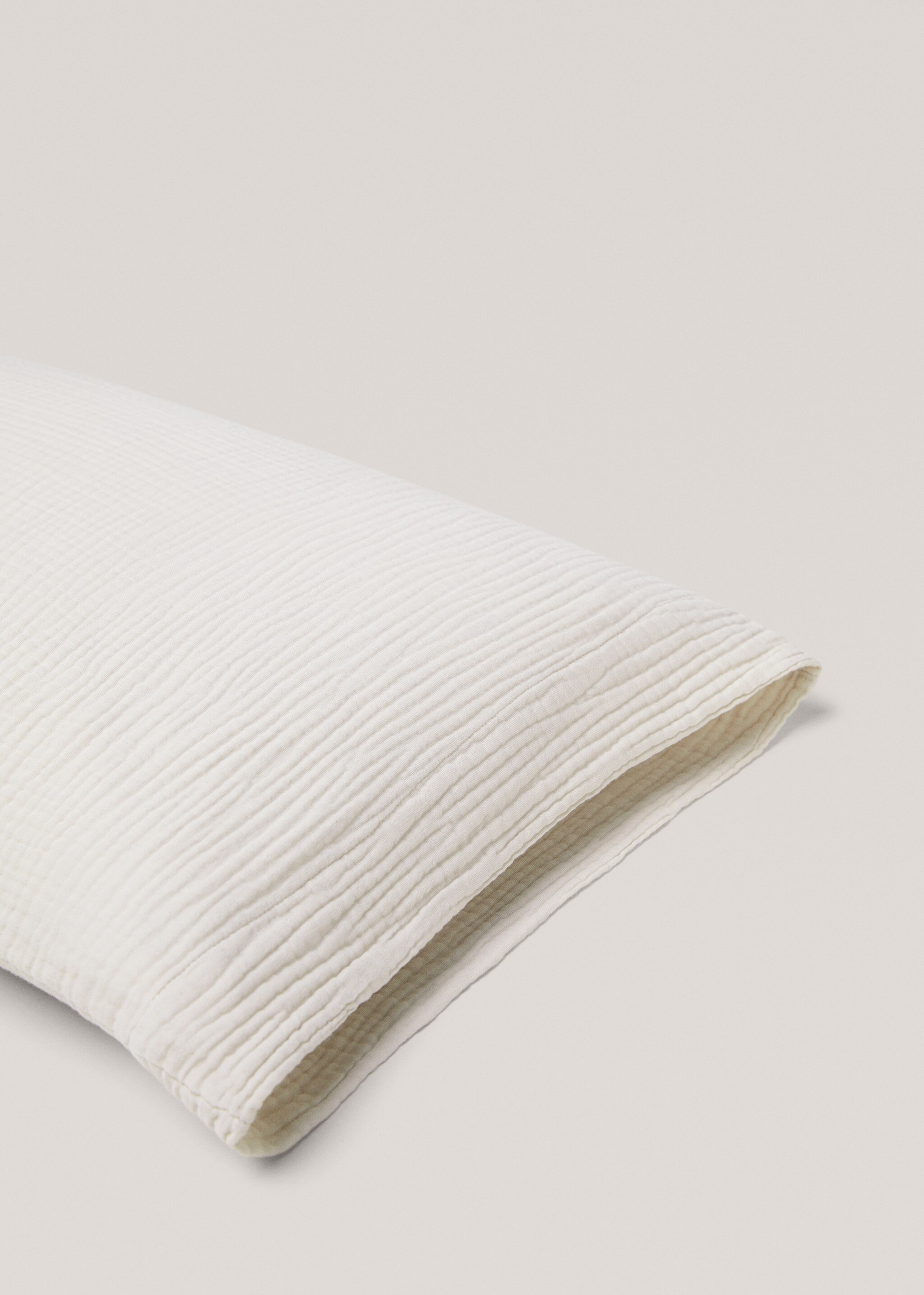 Cotton gauze pillowcase 45x110cm - Details of the article 2, Light/Pastel Grey. Ref: 77070572-00.