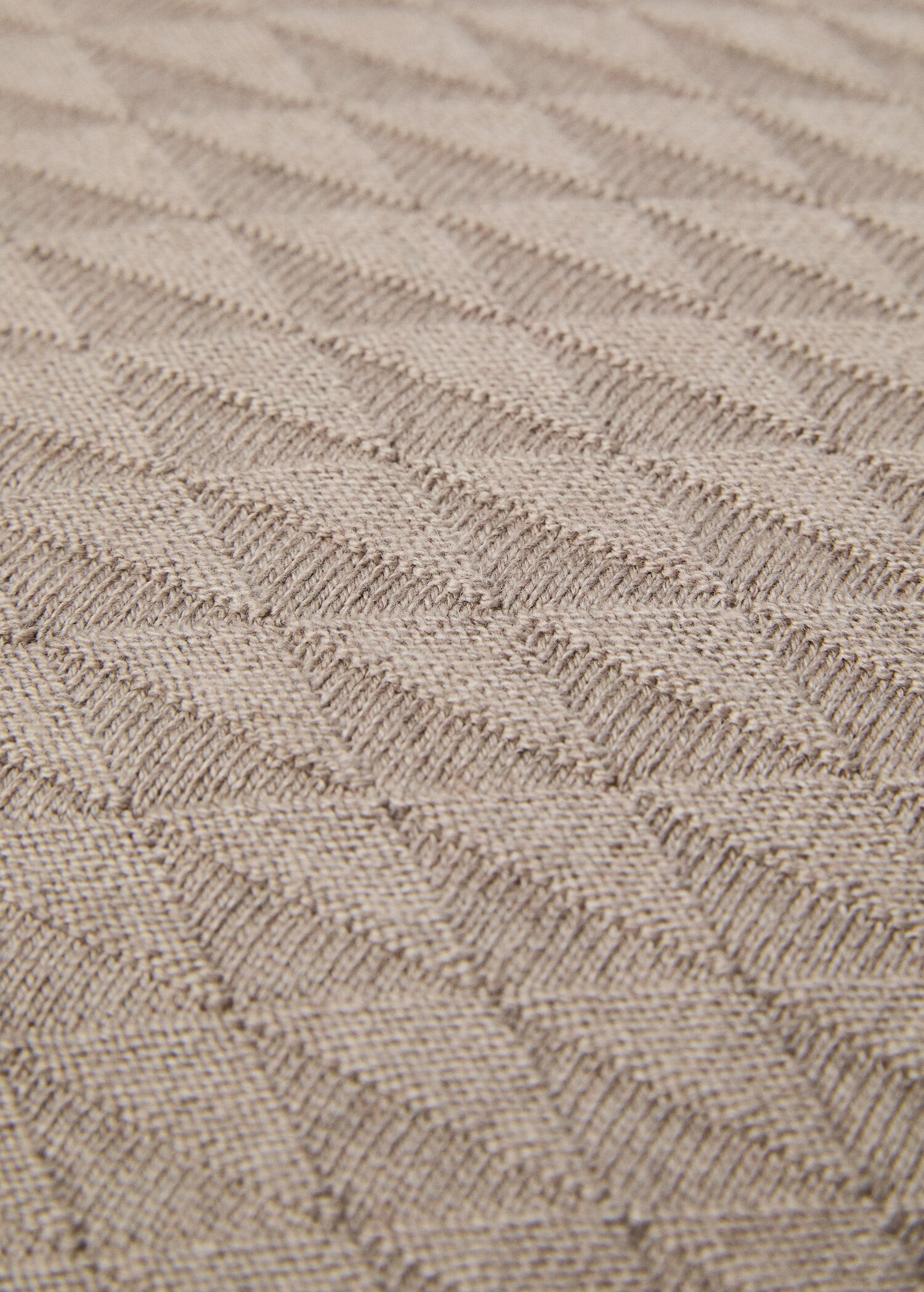 Irregular double-hoop earrings - Details of the article 1