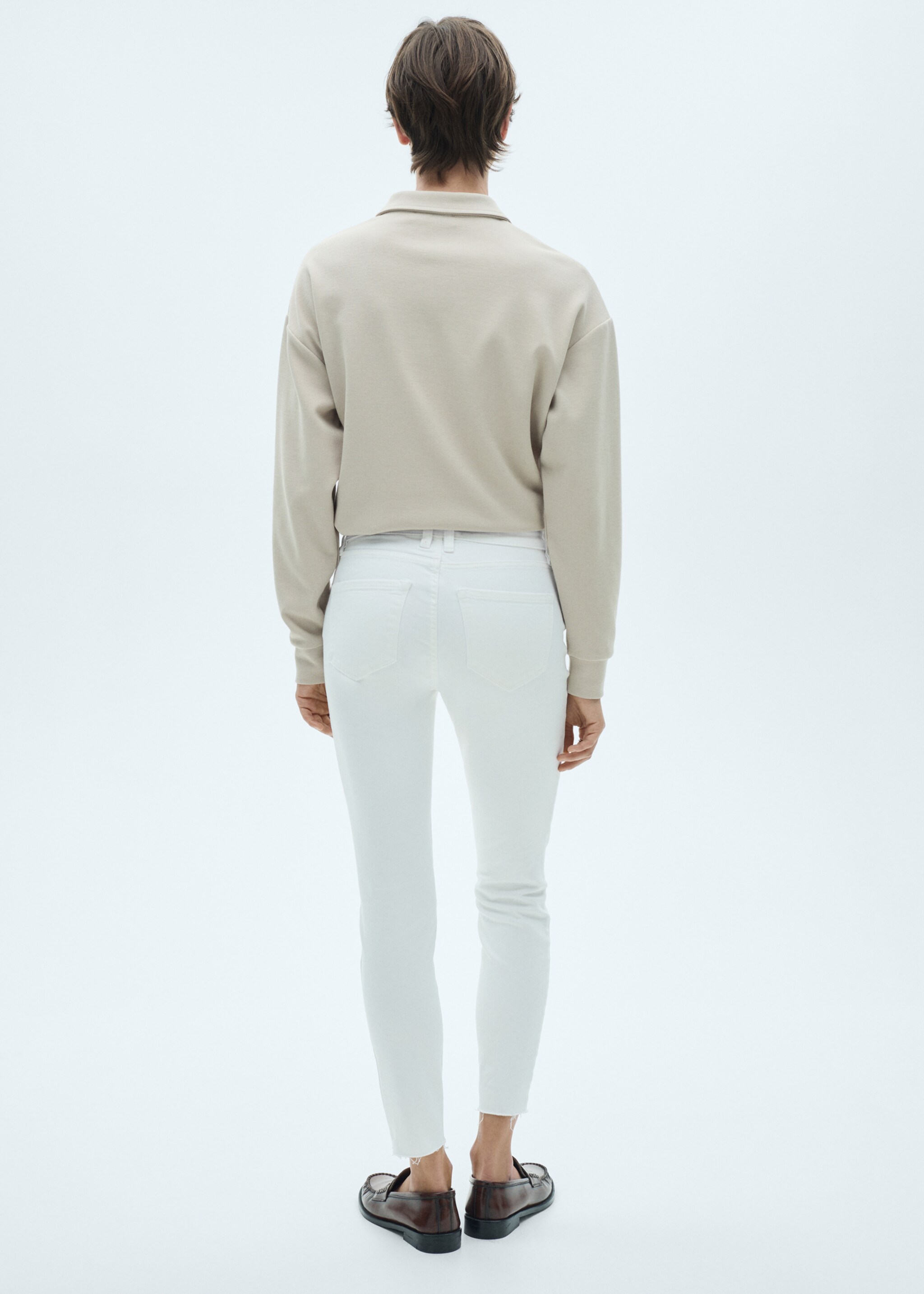Skinny-Jeans in Cropped-Länge - Rückseite des Artikels