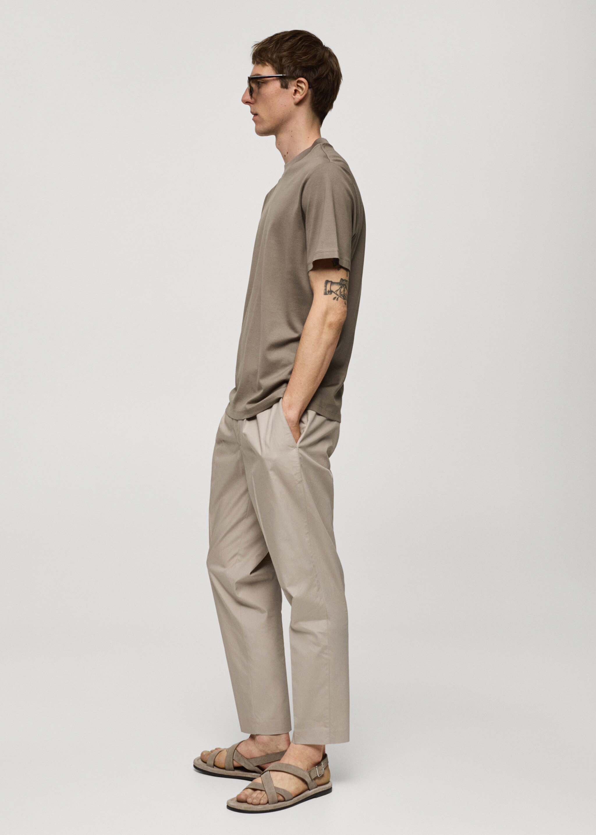 100% cotton slim-fit t-shirt - Details of the article 2