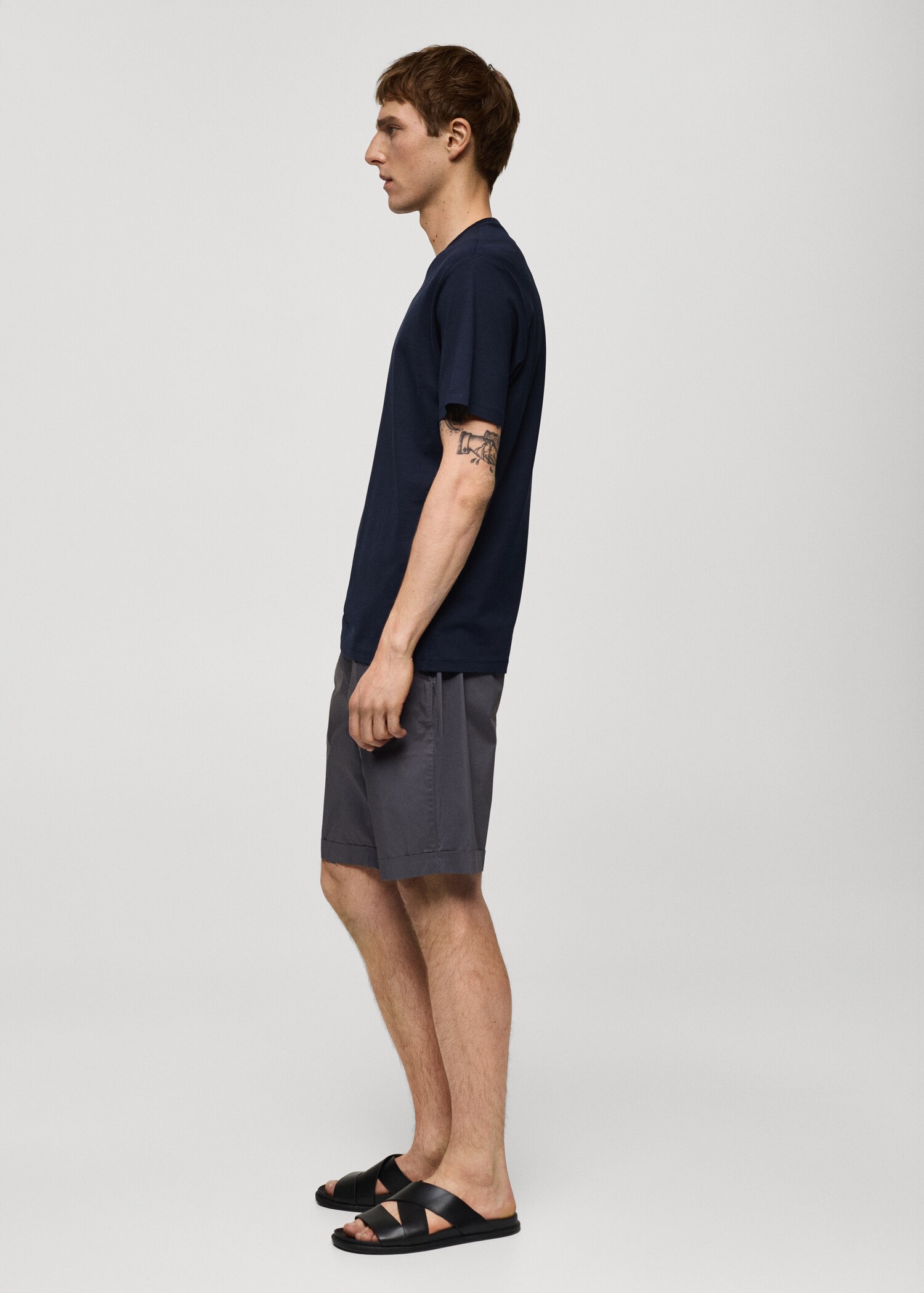 100% cotton slim-fit t-shirt - Details of the article 2