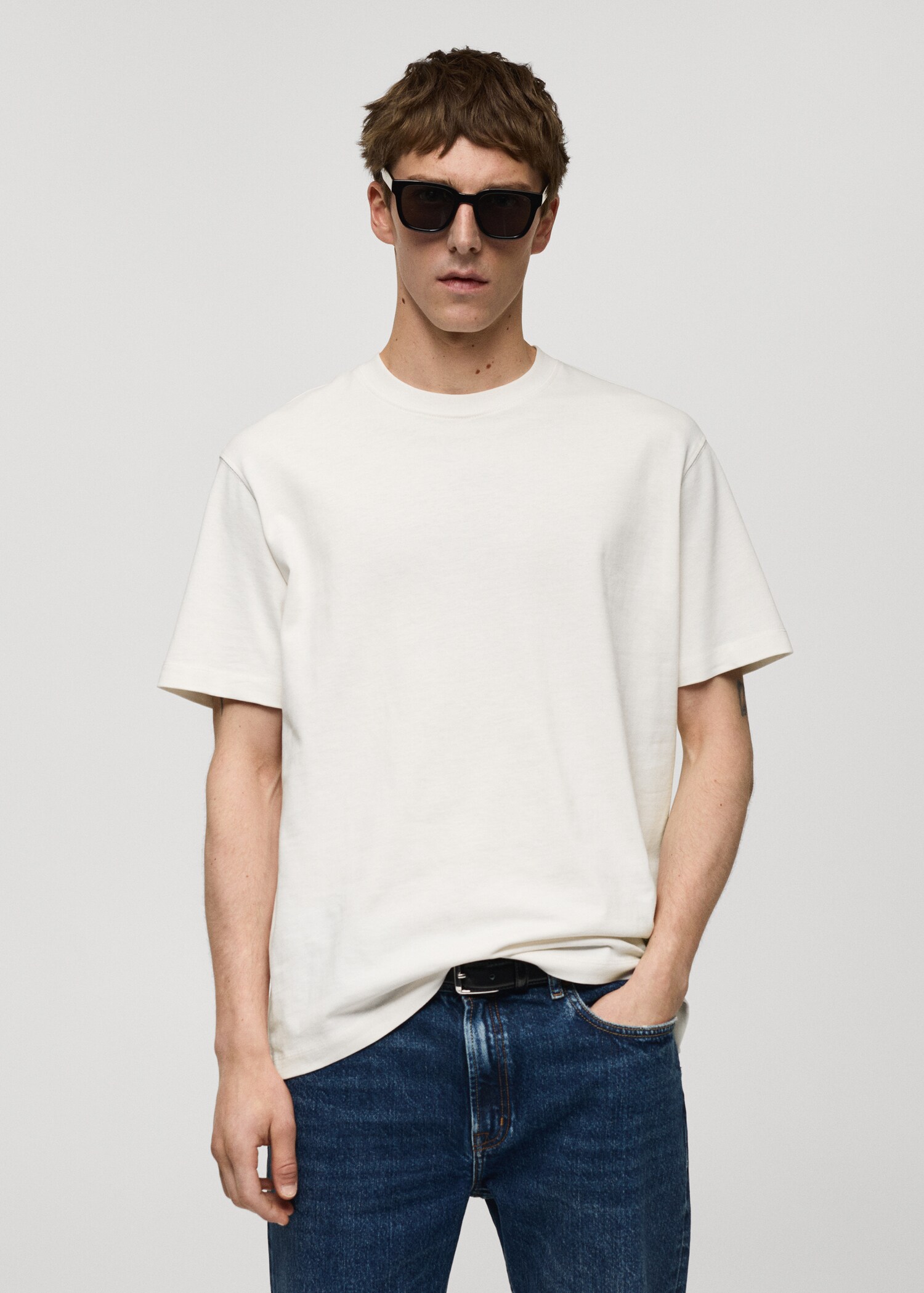 Basic 100% cotton relaxed-fit t-shirt - Medium plane