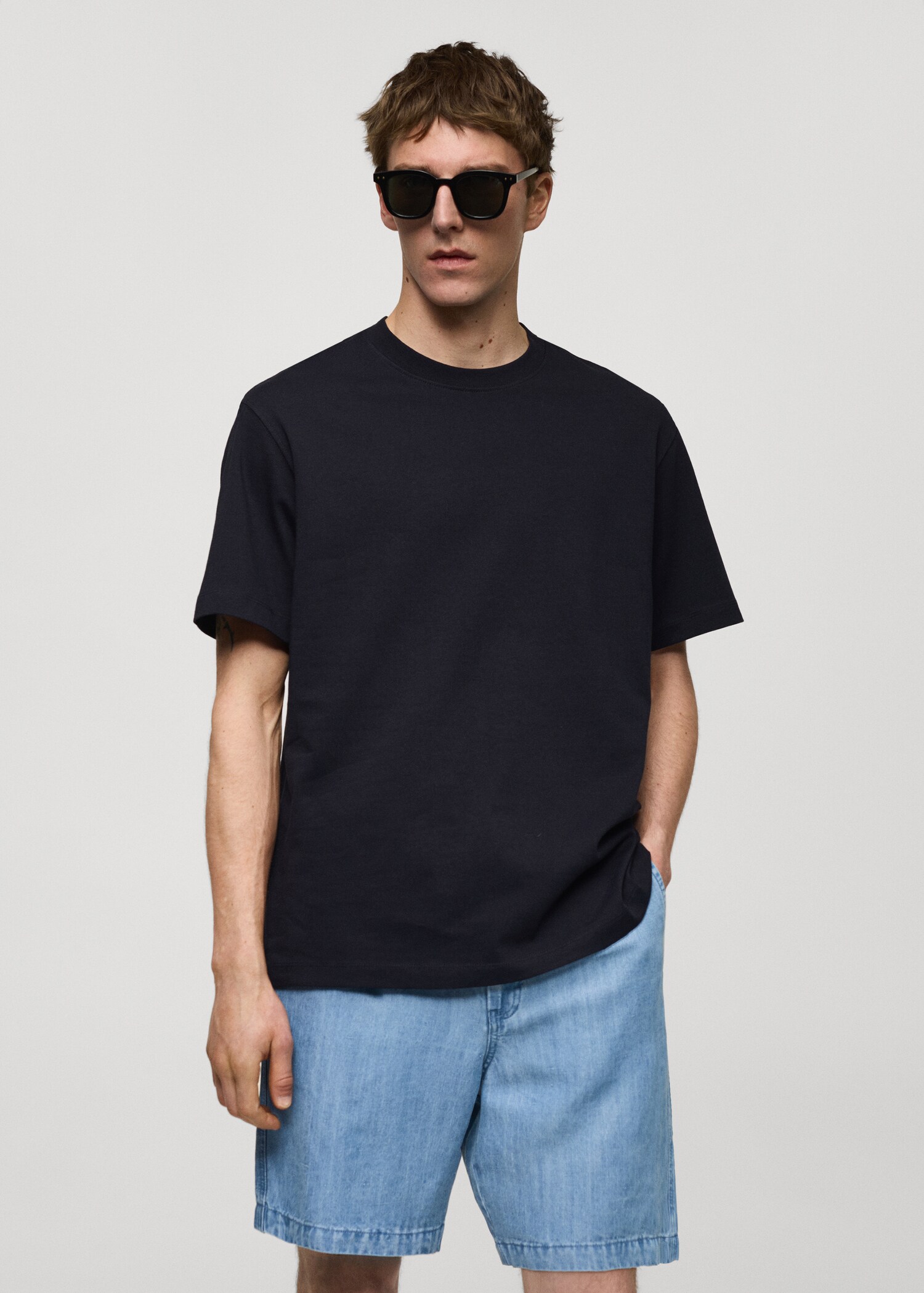 Basic 100% cotton relaxed-fit t-shirt - Medium plane