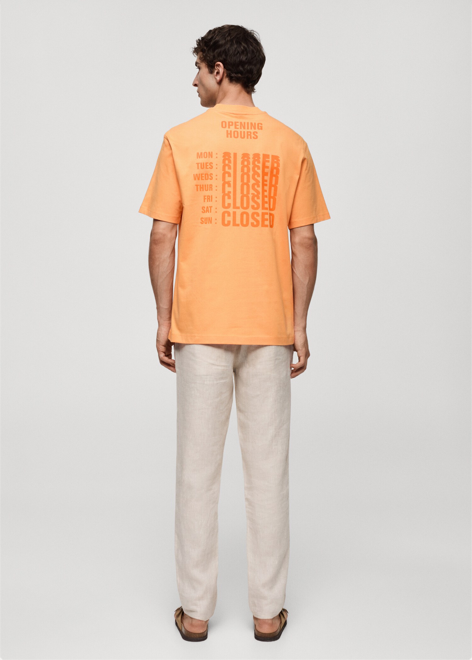 Gemustertes T-Shirt aus 100 % Baumwolle - Rückseite des Artikels