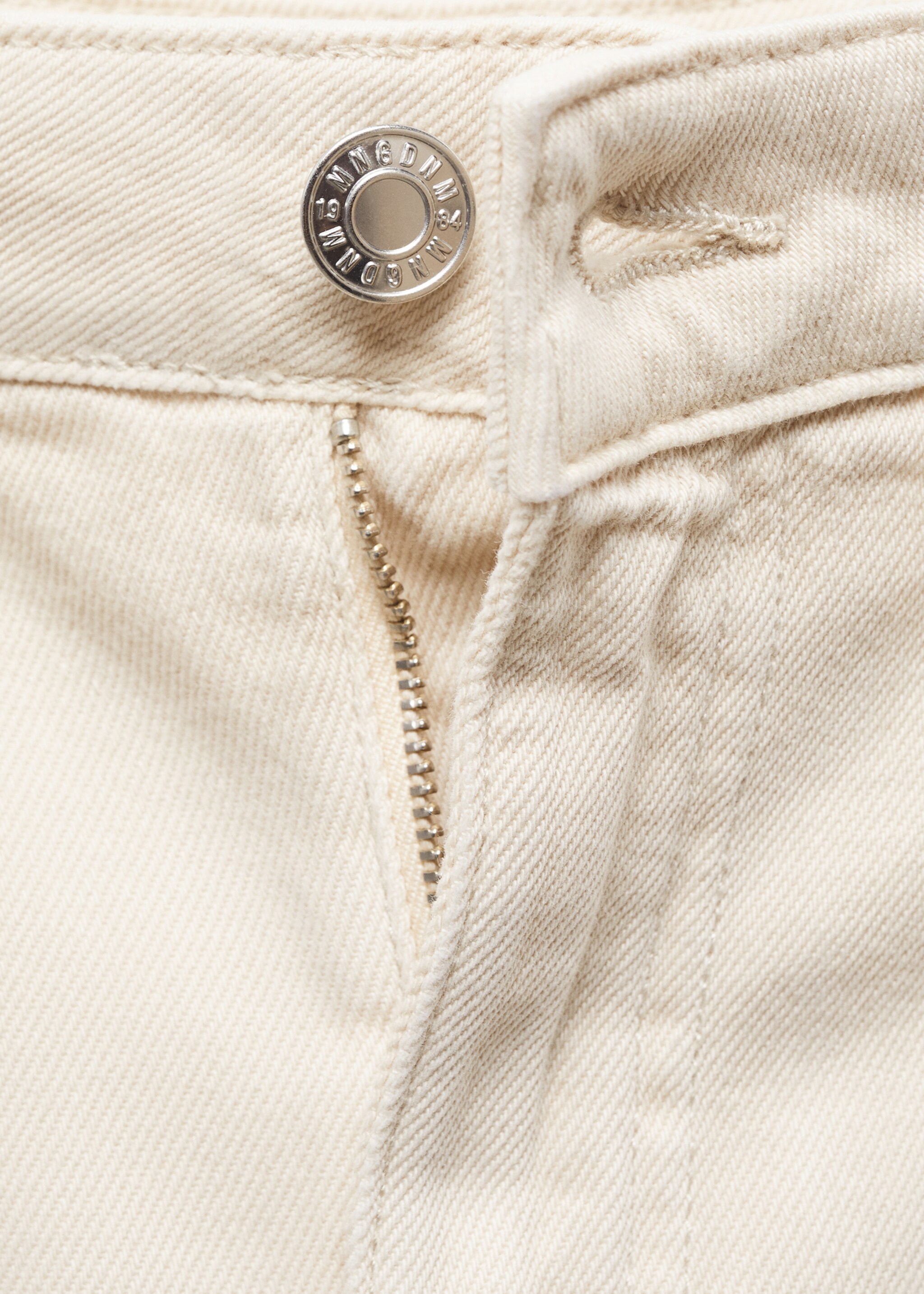 Wideleg jeans met bandplooien - Detail van het artikel 8, Ecru. Ref: 77070590-00.