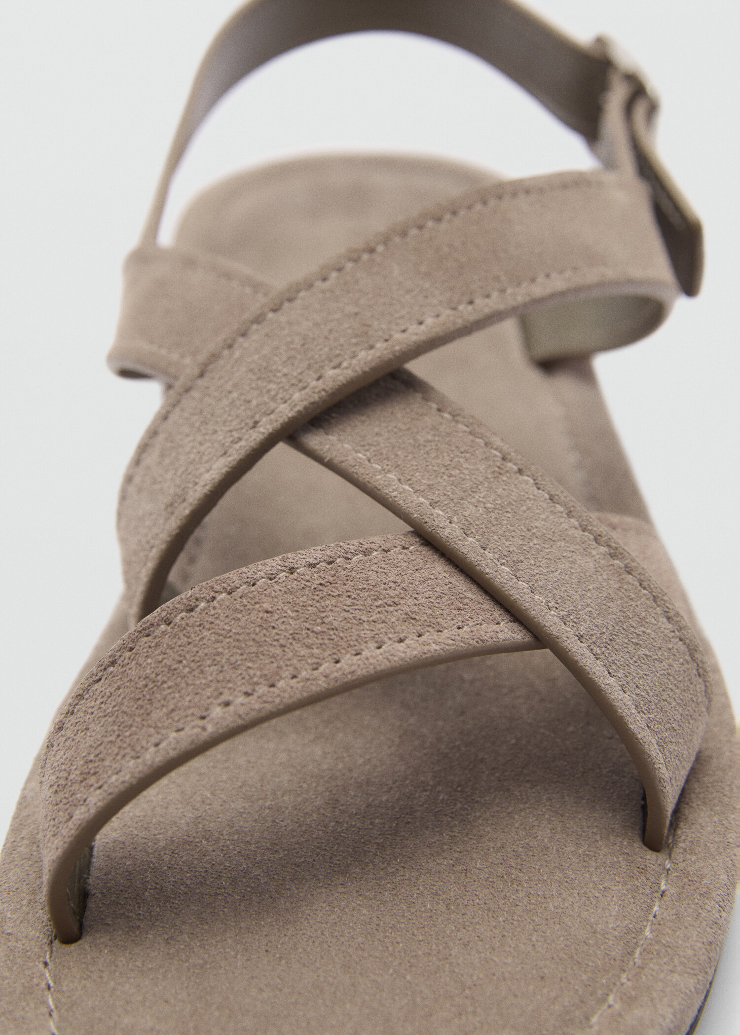 Rauleder-Sandale mit überkreuzten Riemen - Detail des Artikels 2