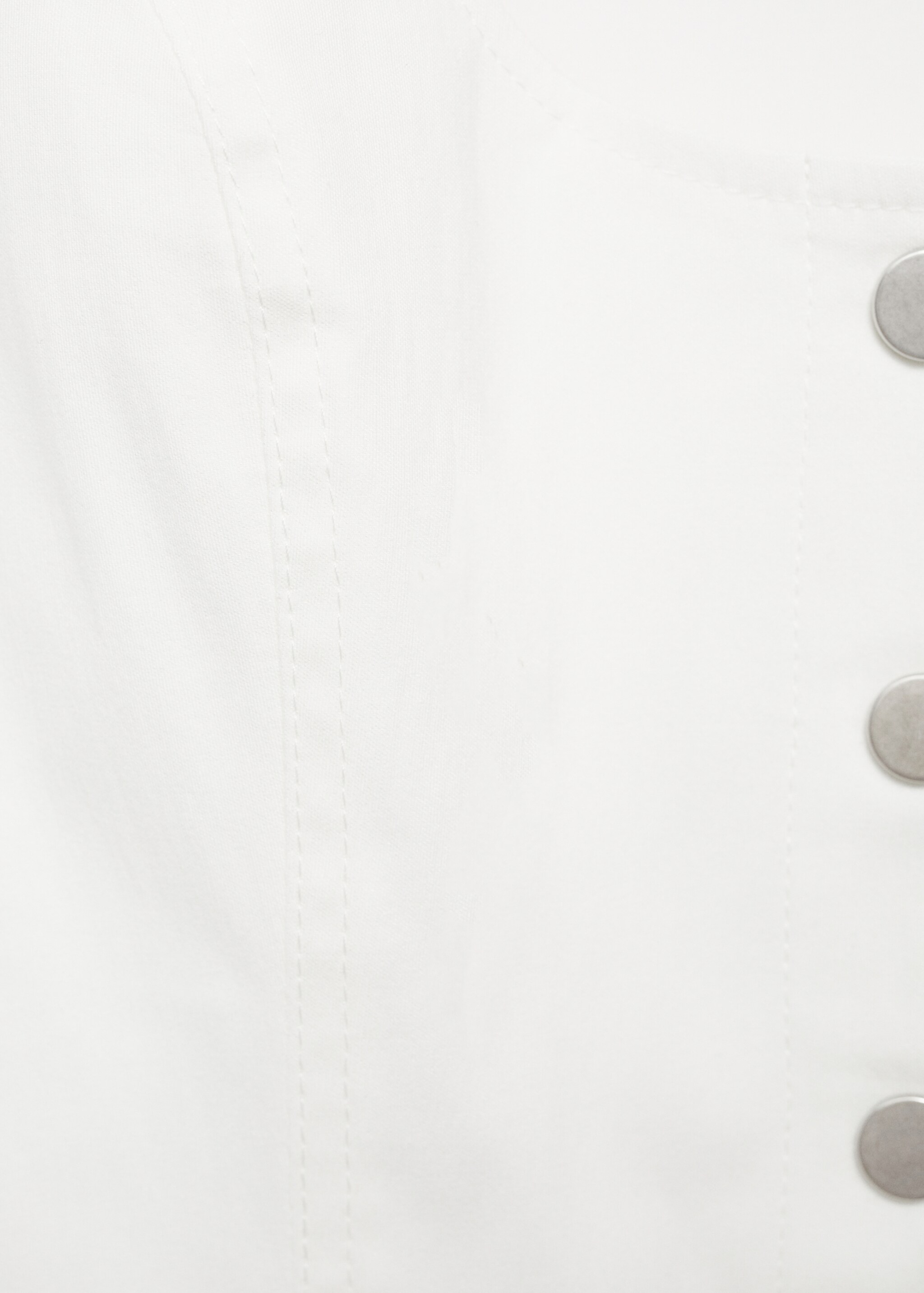 Neckholder-Top mit Knöpfen - Detail des Artikels 0, Cremeweiß. Ref: 77070629-00.