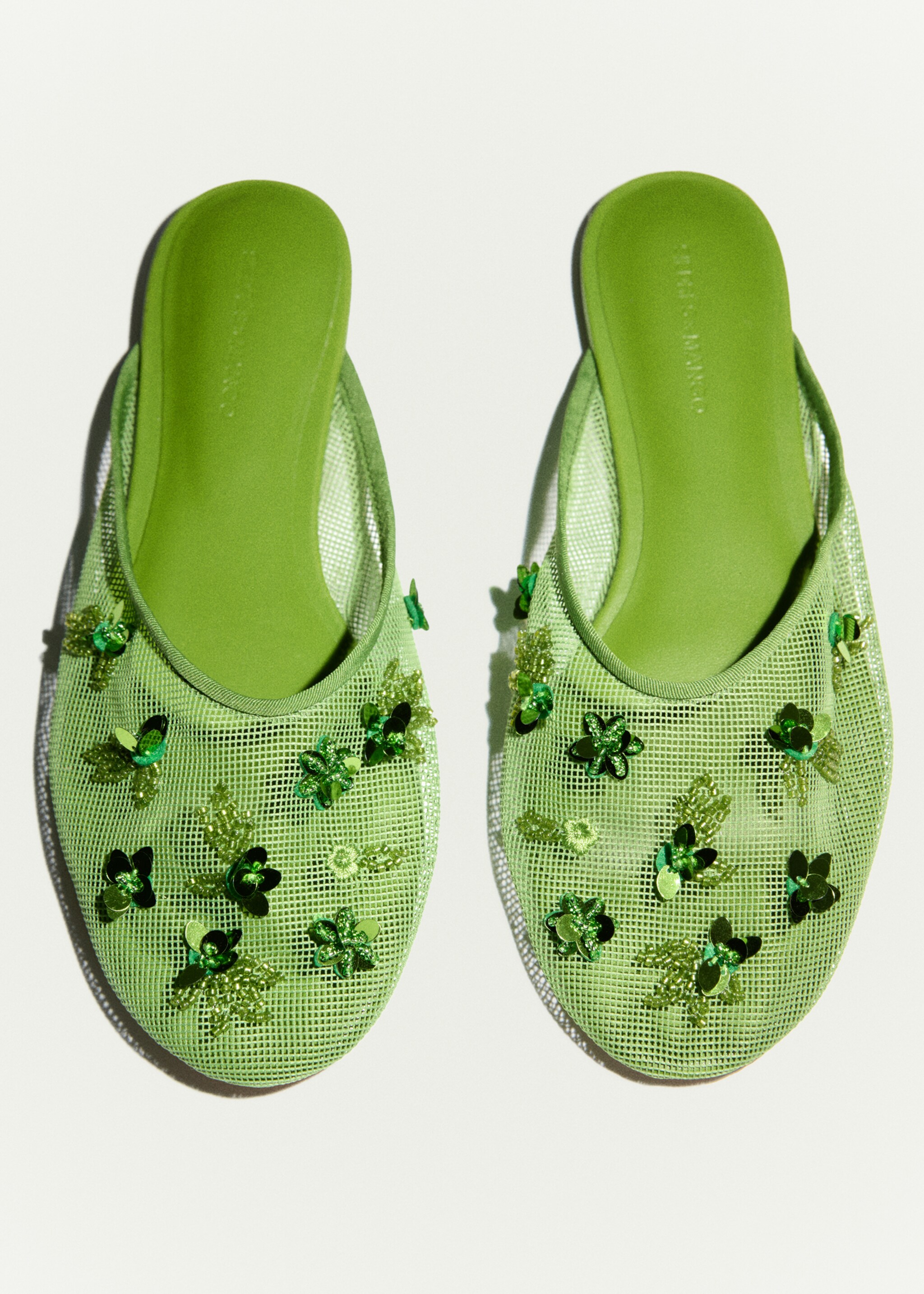 Mesh beaded shoe - Details of the article 5