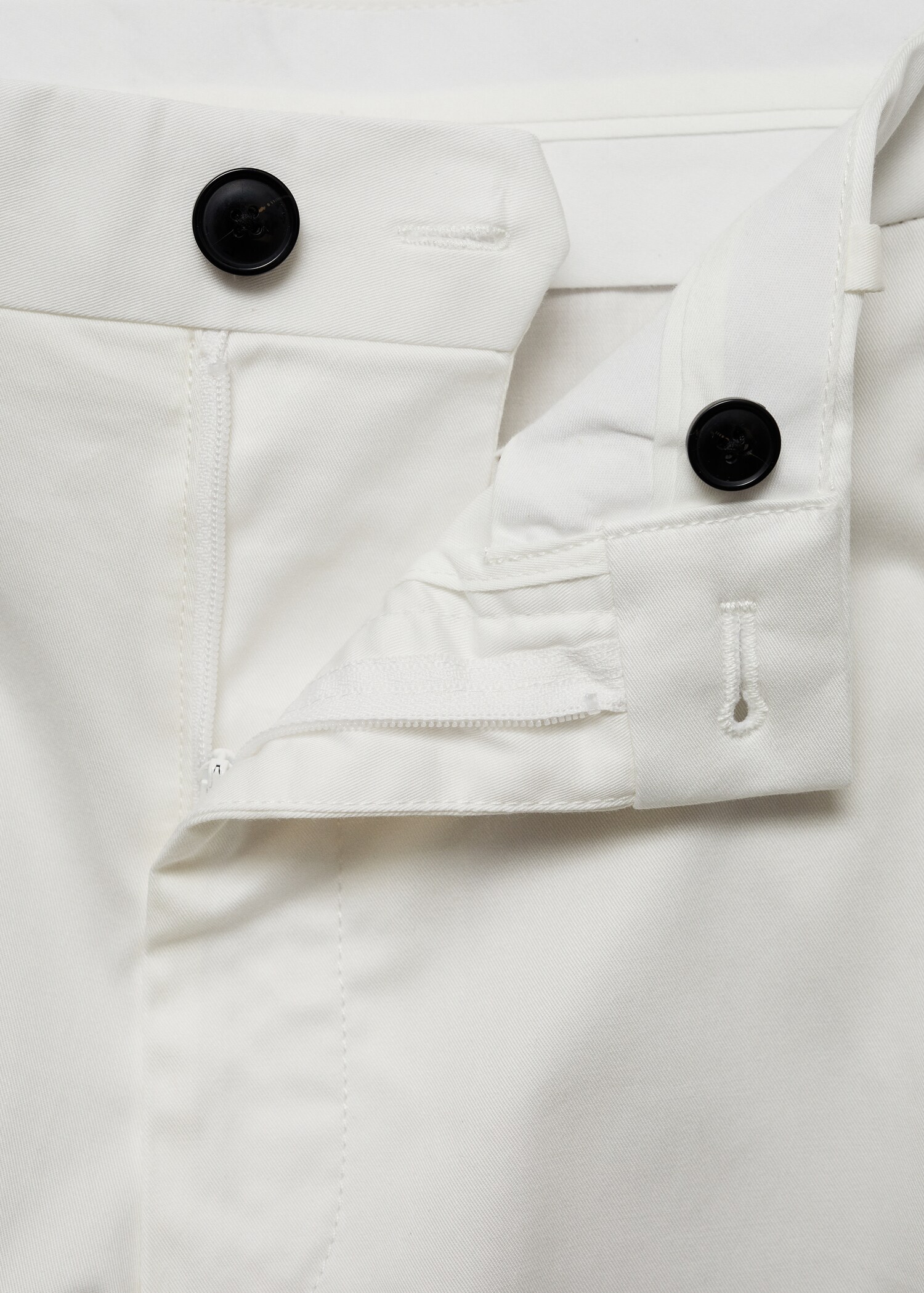 Slim Fit-Bermudashorts aus Baumwolle - Detail des Artikels 8