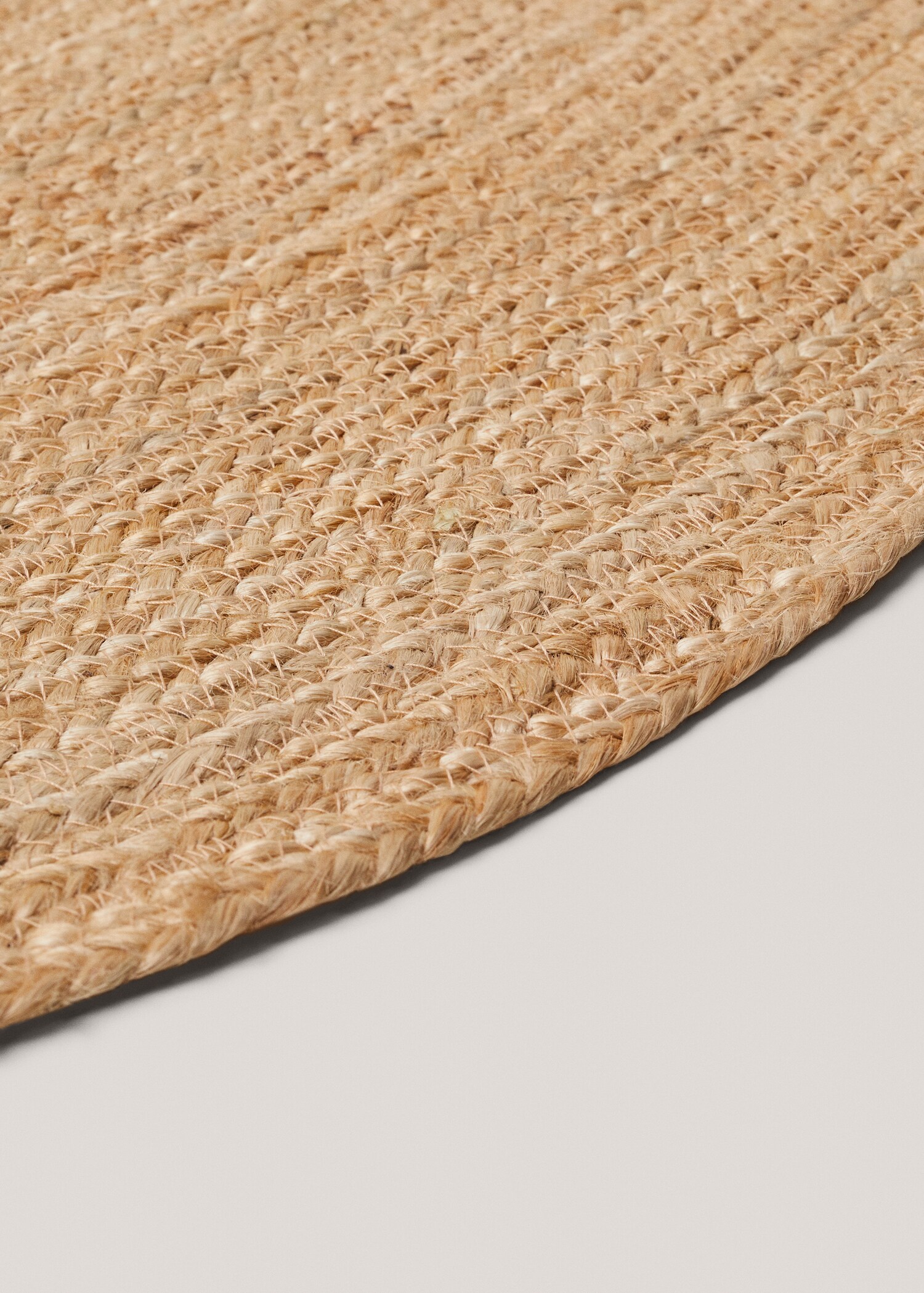 Medium natural fibre round rug - Details of the article 1