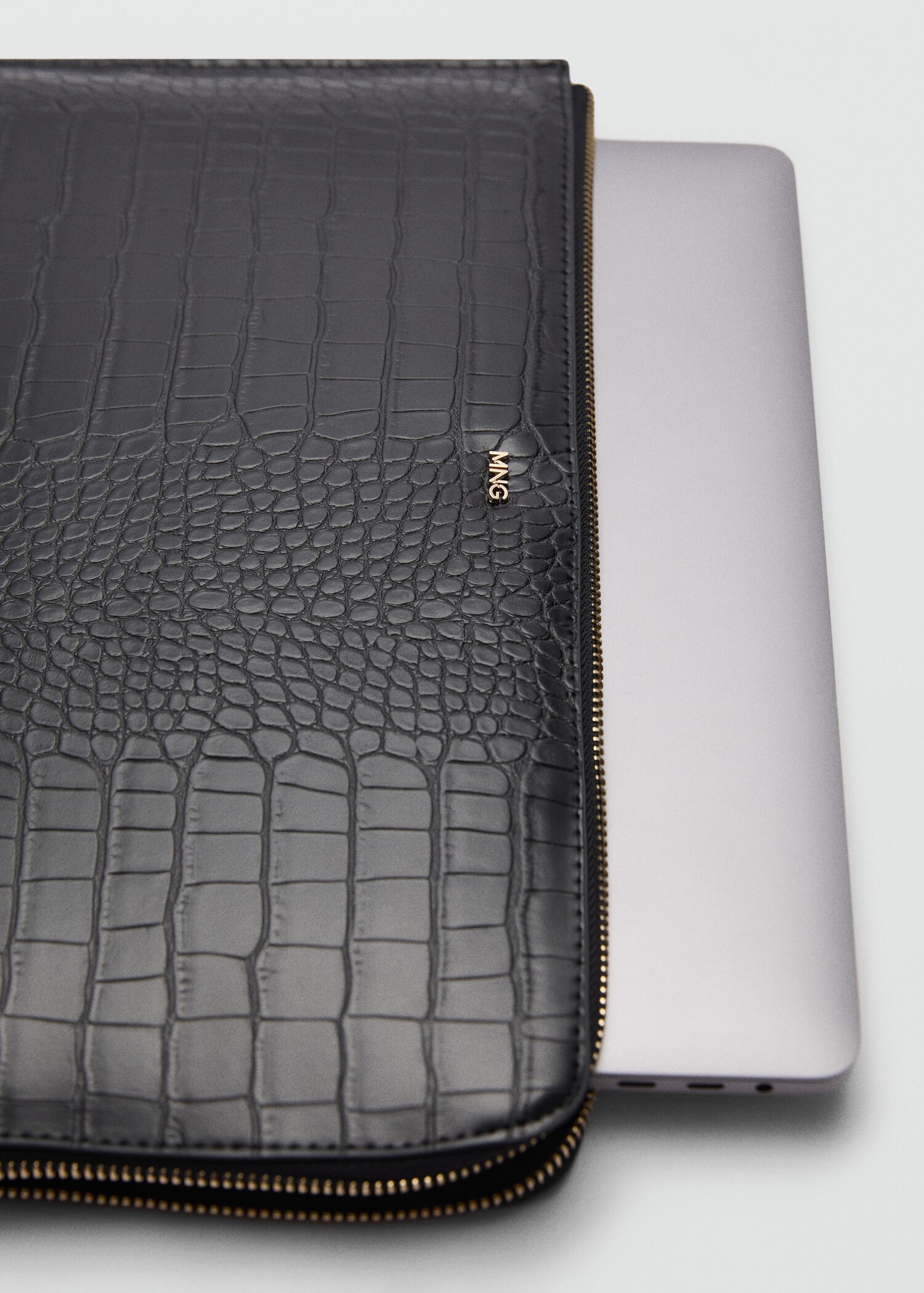 Laptop-Hülle mit Kroko-Prägung - Detail des Artikels 1