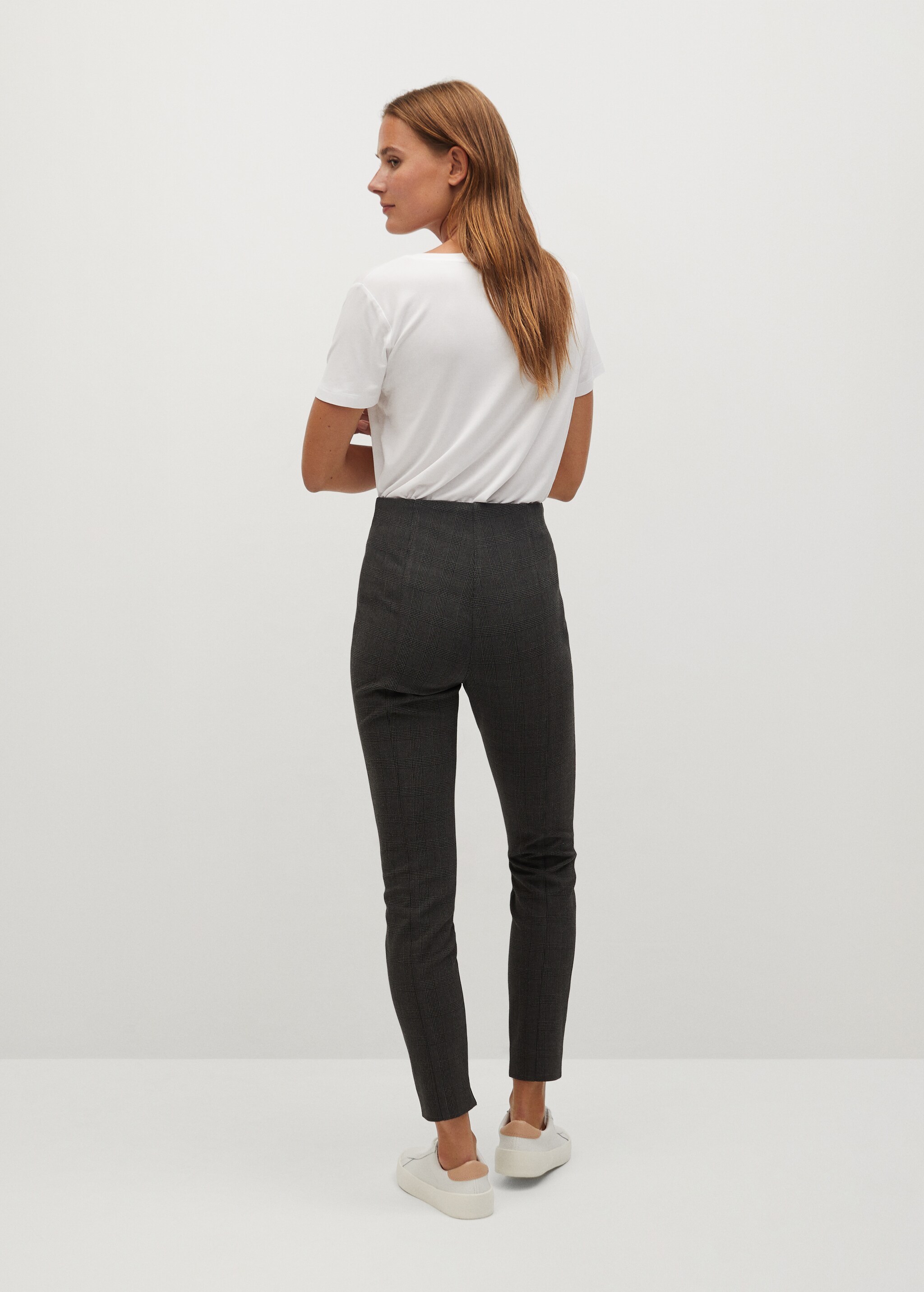 Elastic waist pants - Reverse of the article