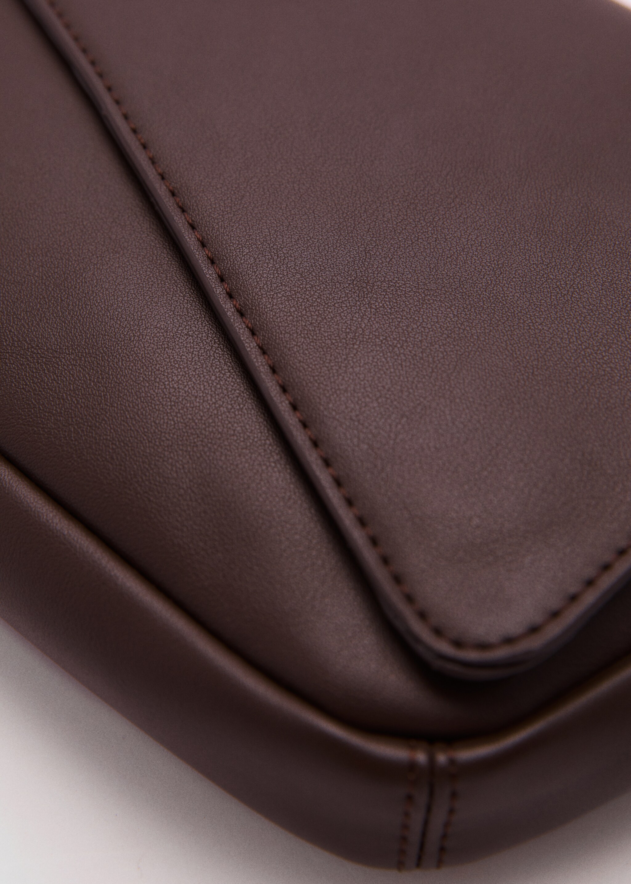 Beaten leather-effect belt bag shoulder bag - Details of the article 3, Chocolate. Ref: 77072541-00.