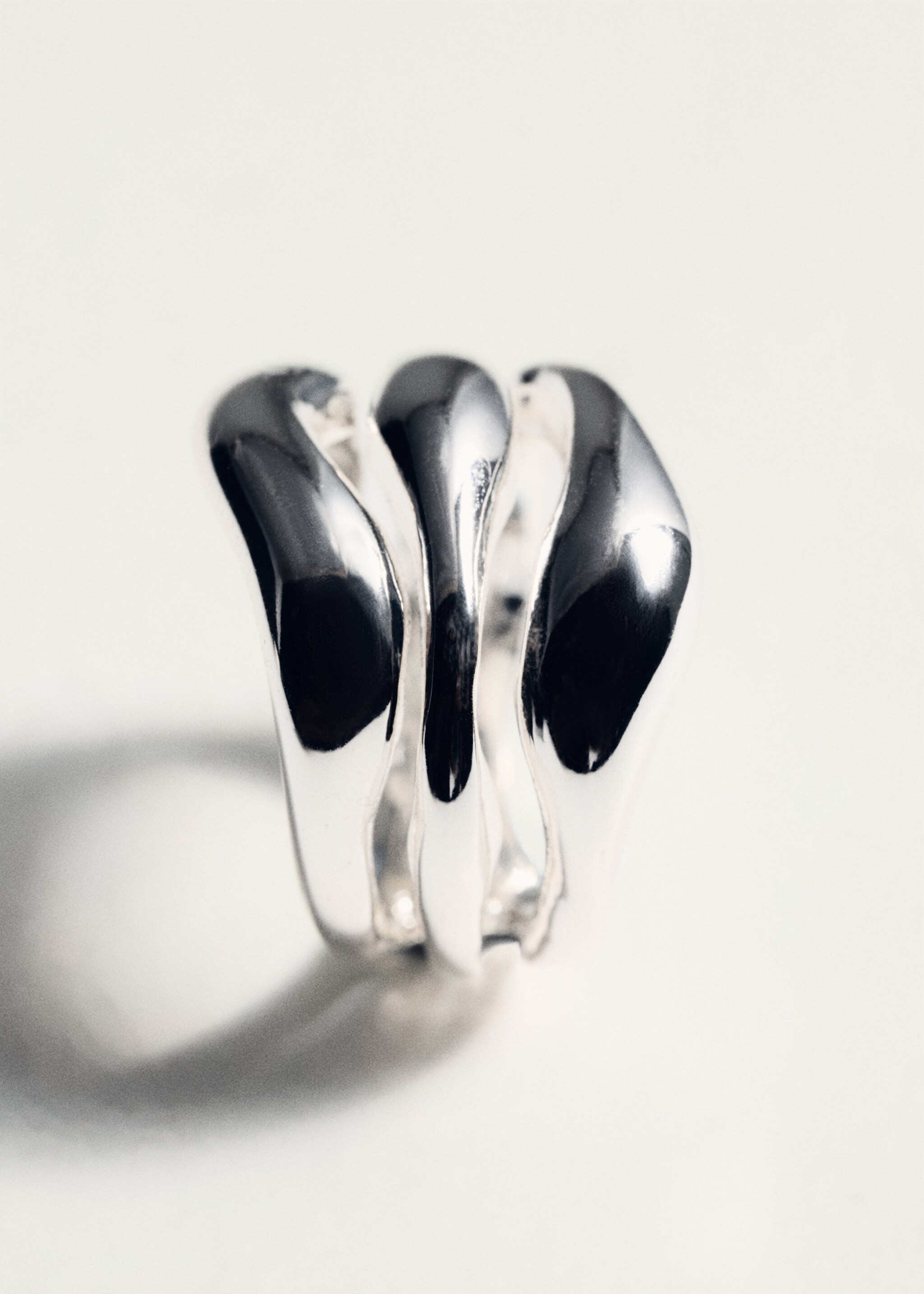 Irregular triple ring - Details of the article 5, Silver. Ref: 77072542-00.