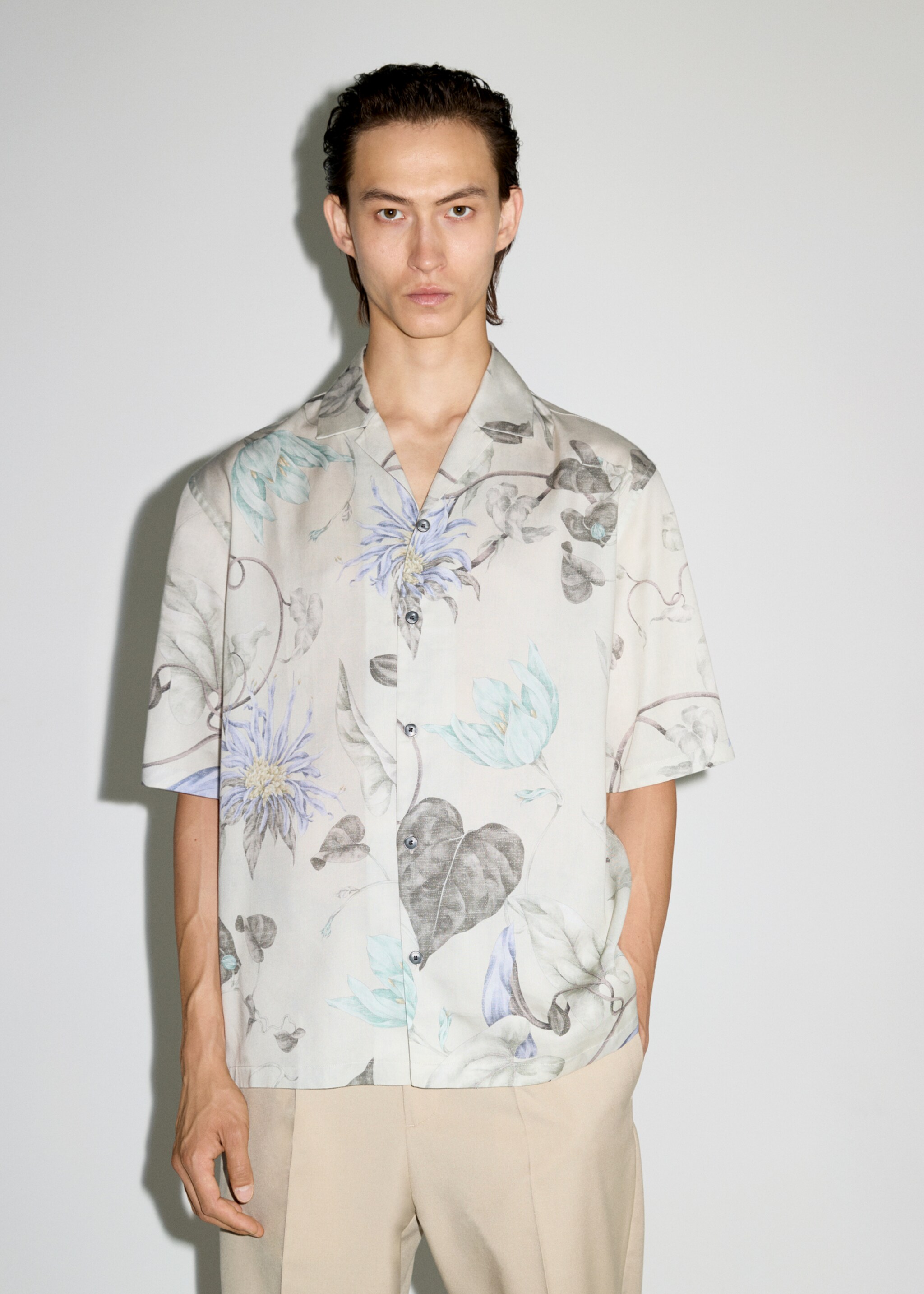 Flowy floral print shirt - Details of the article 3