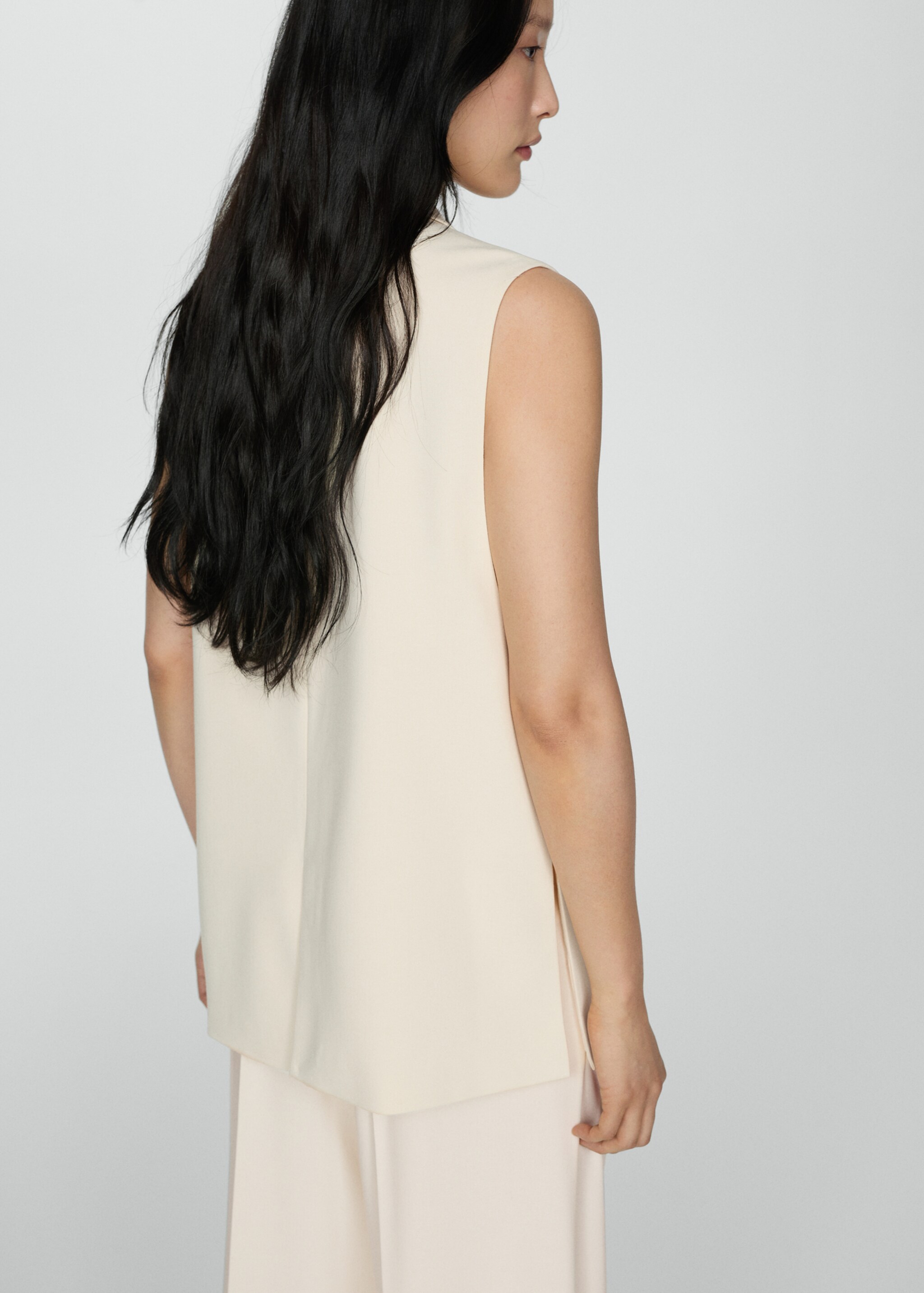 Long gilet with openings - Reverse of the article, Ecru. Ref: 77072912-00.