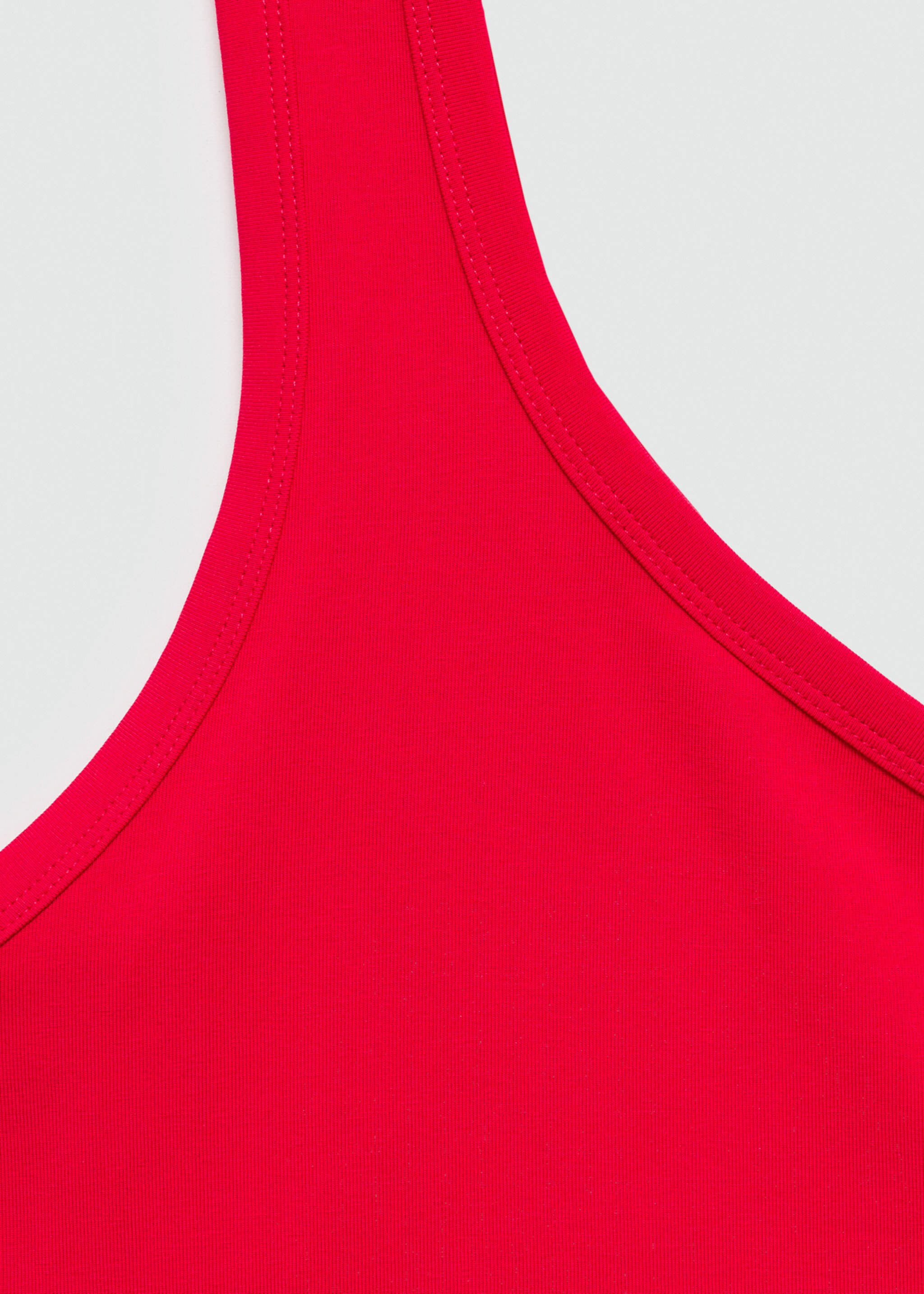 Asymmetrical cotton top - Details of the article 8, Red. Ref: 77072921-00.