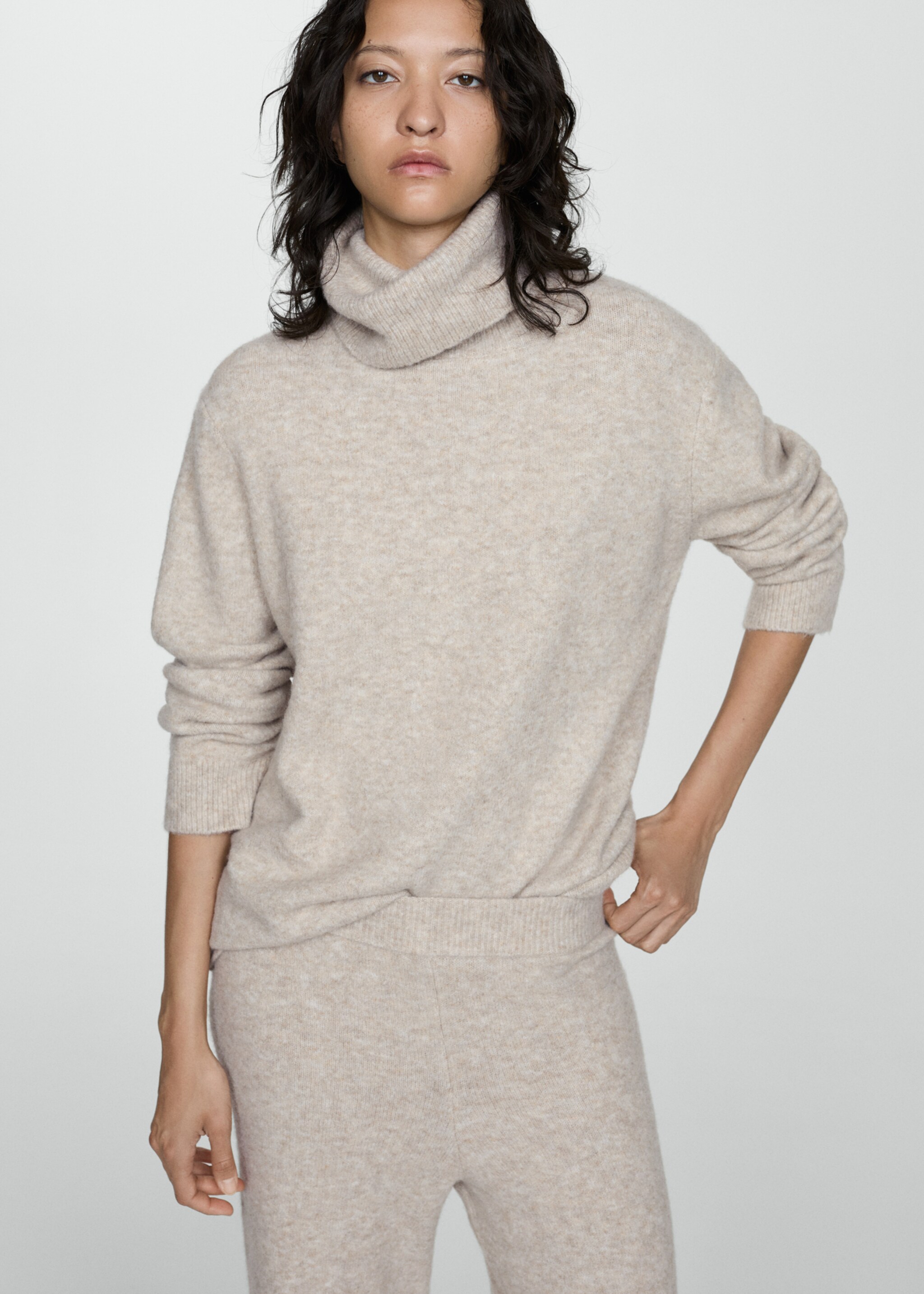 Turtleneck knit sweater - Details of the article 2, Light/Pastel Brown. Ref: 77073266-00.