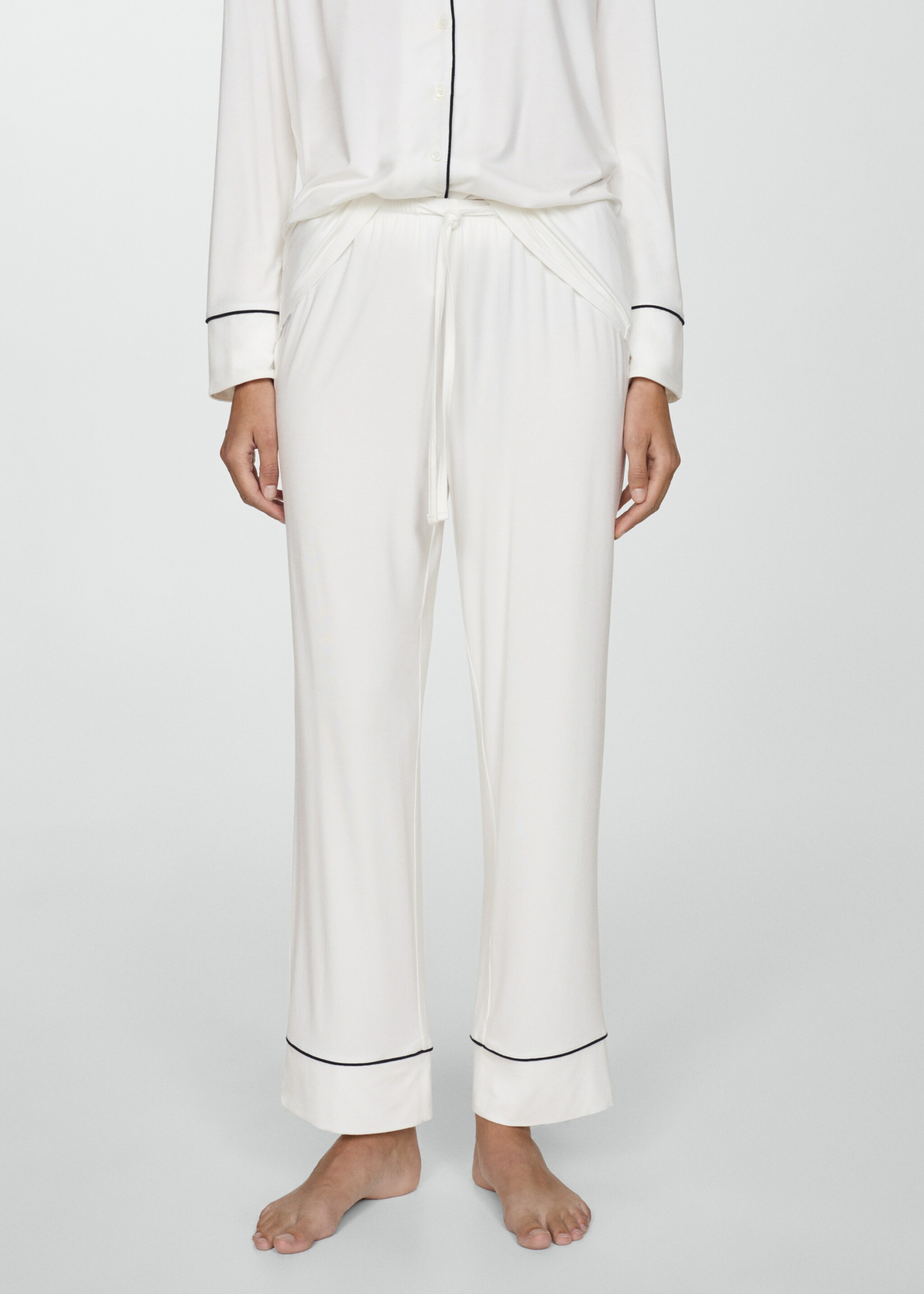 Two-piece pyjamas with piping - Medium plane, Off White. Ref: 77073289-00.