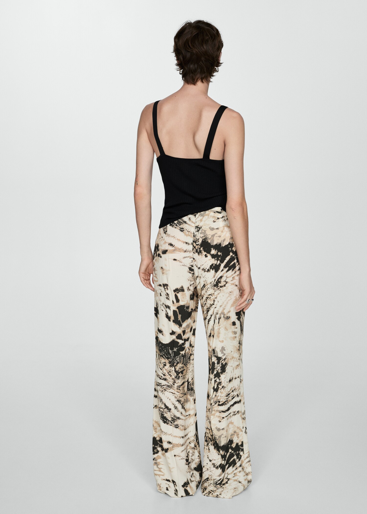 Fließende Hose mit Animal Print - Rückseite des Artikels