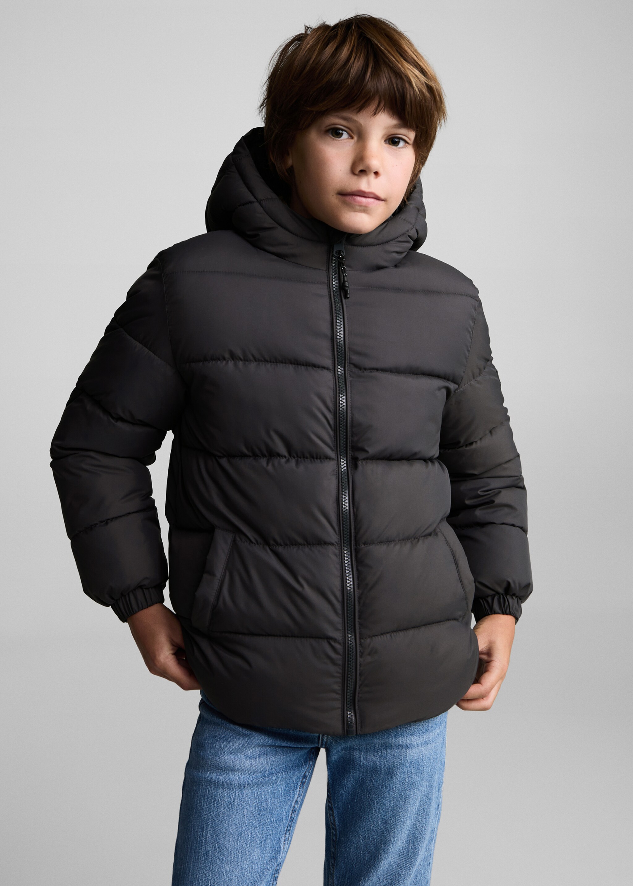 Hood puffer coat - Medium plane, Charcoal. Ref: 77074009-00.