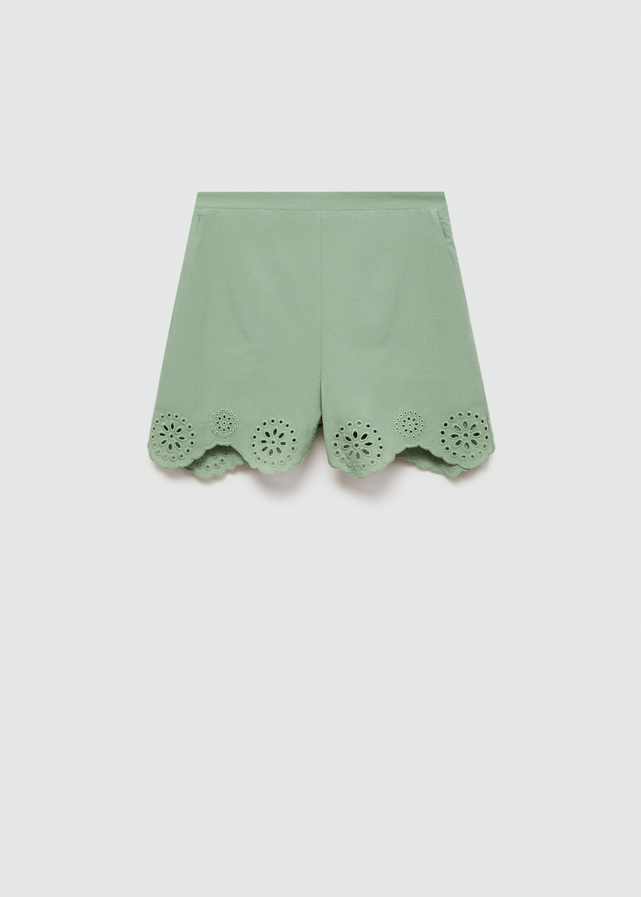 Bestickte Lochstrick-Shorts - Artikel ohne Model, Grün. Ref: 77074017-00.