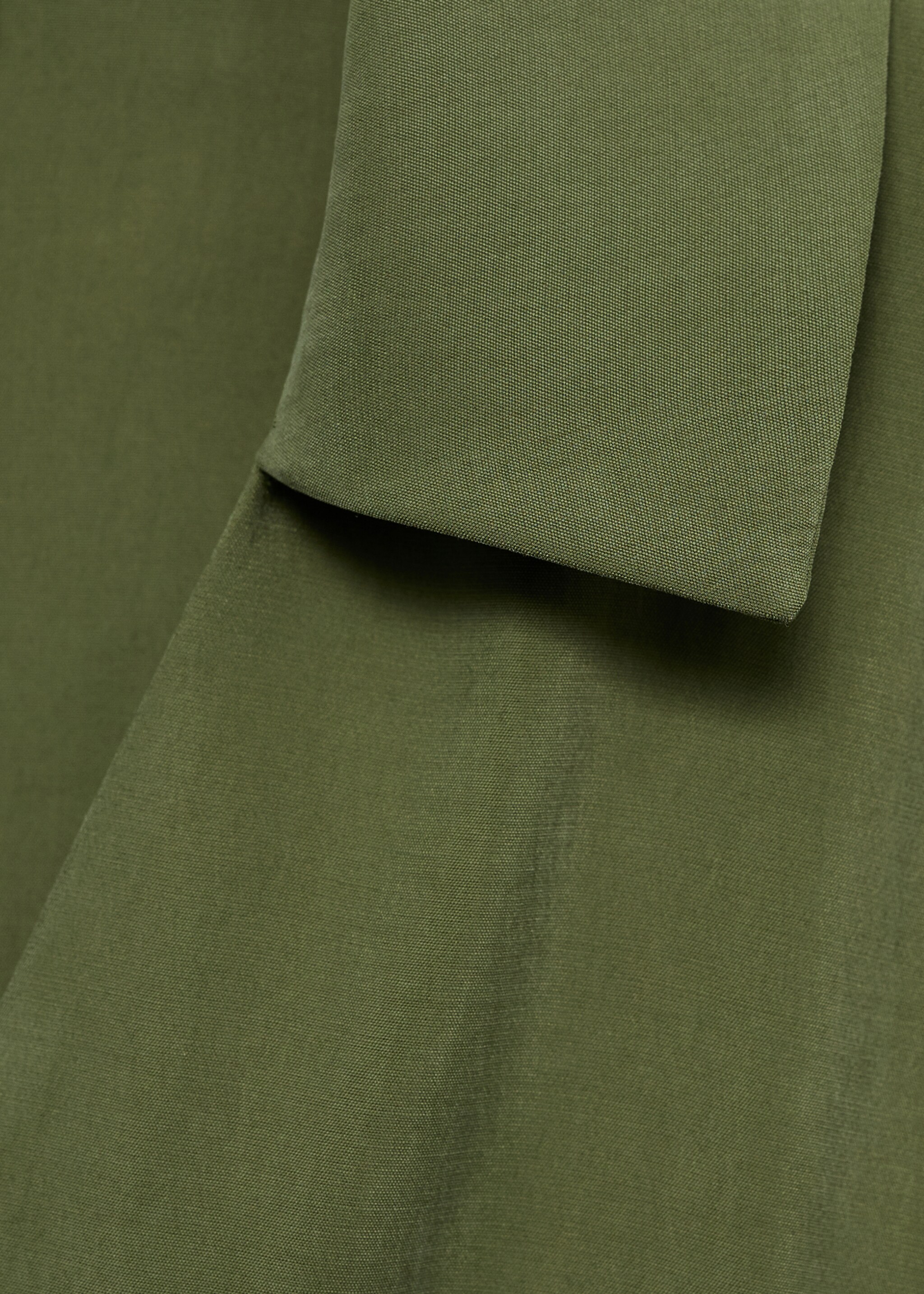 Modal dress with buttons - Details of the article 0, Forest Green. Ref: 77074018-00.