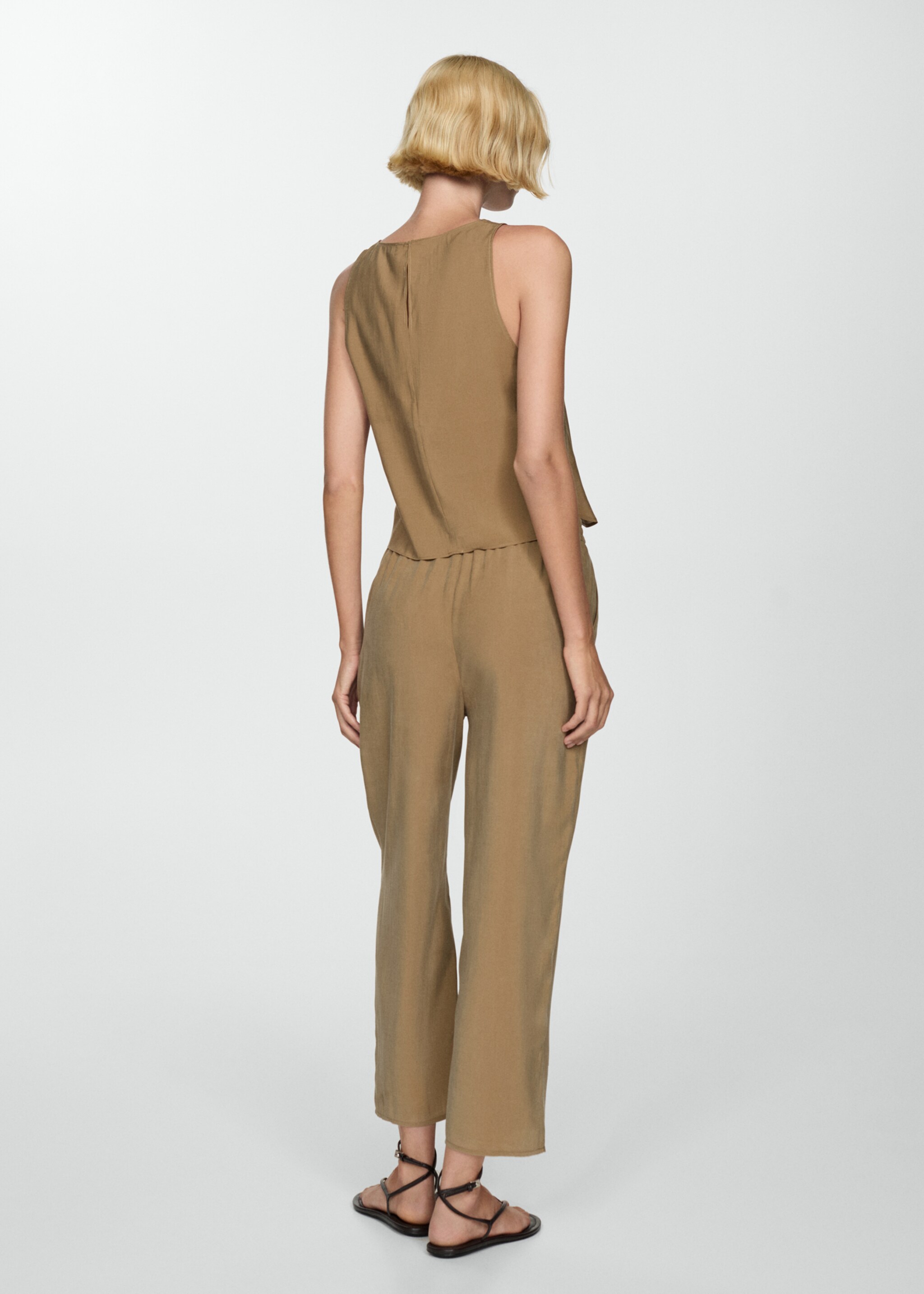 Modalový top bez rukávů - Zadní strana zboží, Středně hnědá. Ref: 77074019-00.