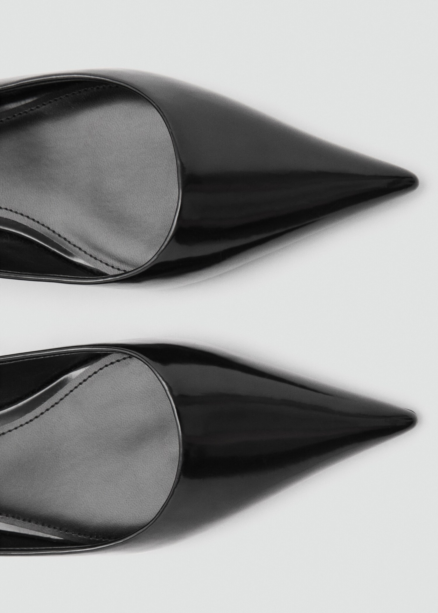 Patent leather-effect heeled shoes - Details of the article 2